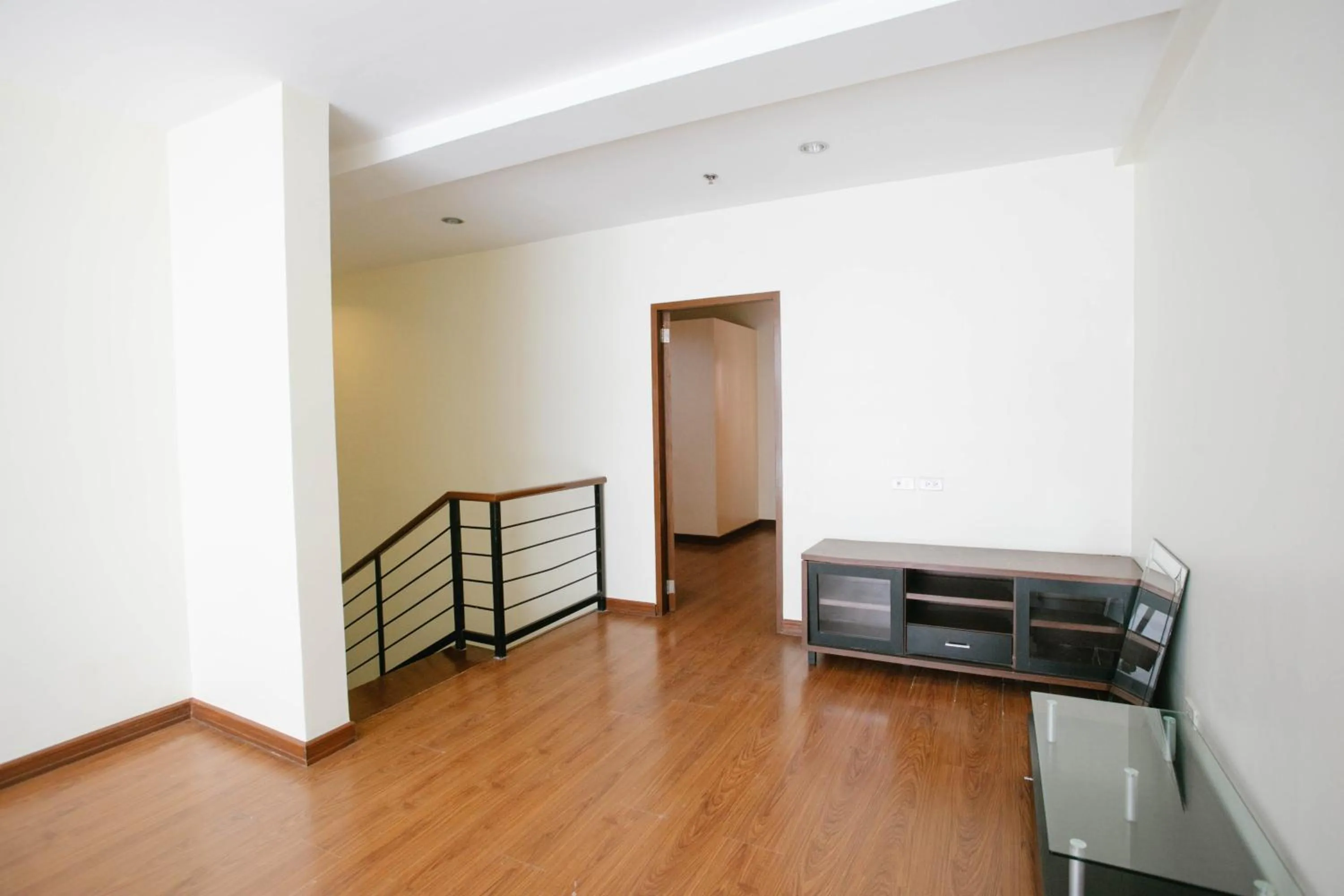 Diamond Suites and Residences