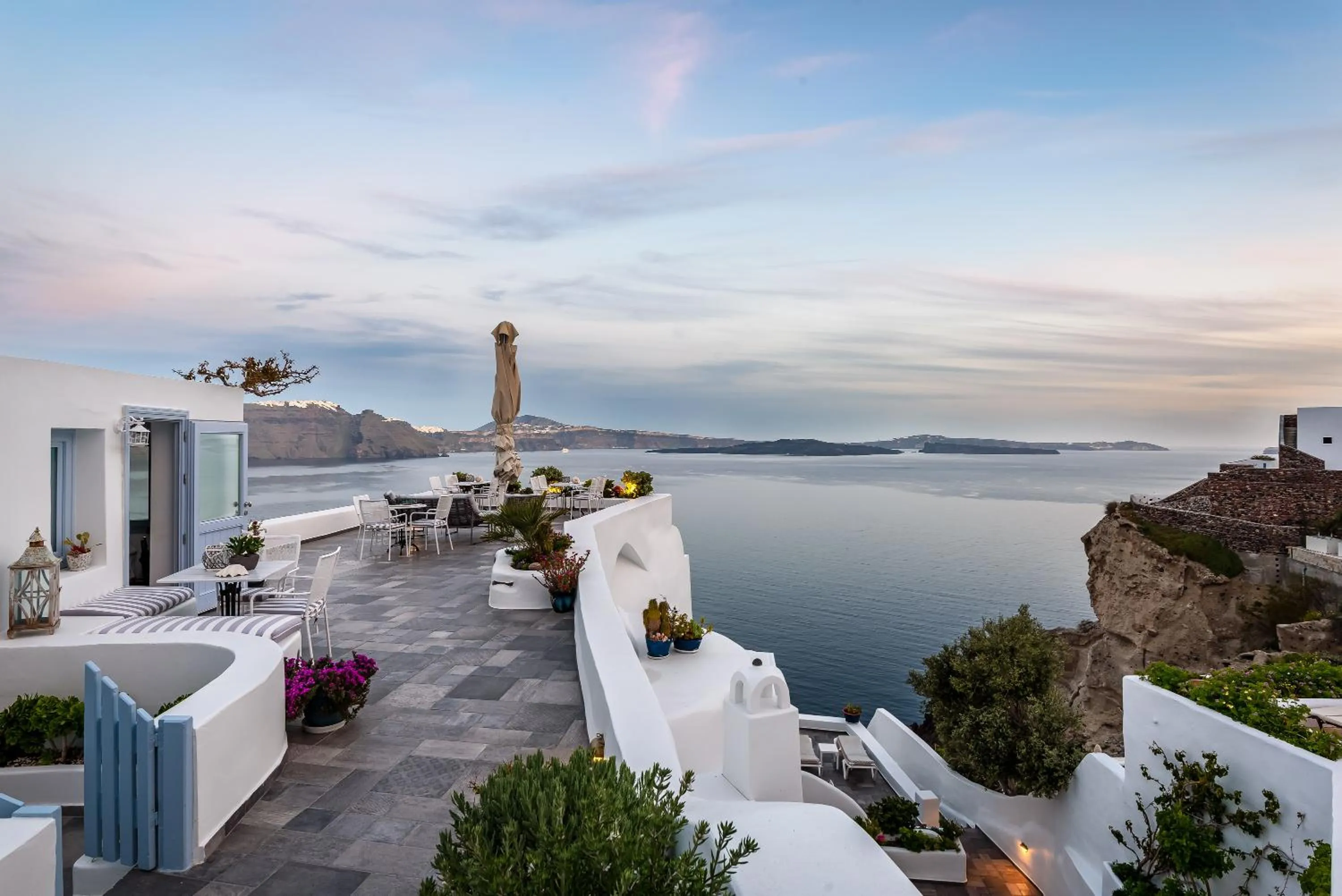 Property building in Aris Caves