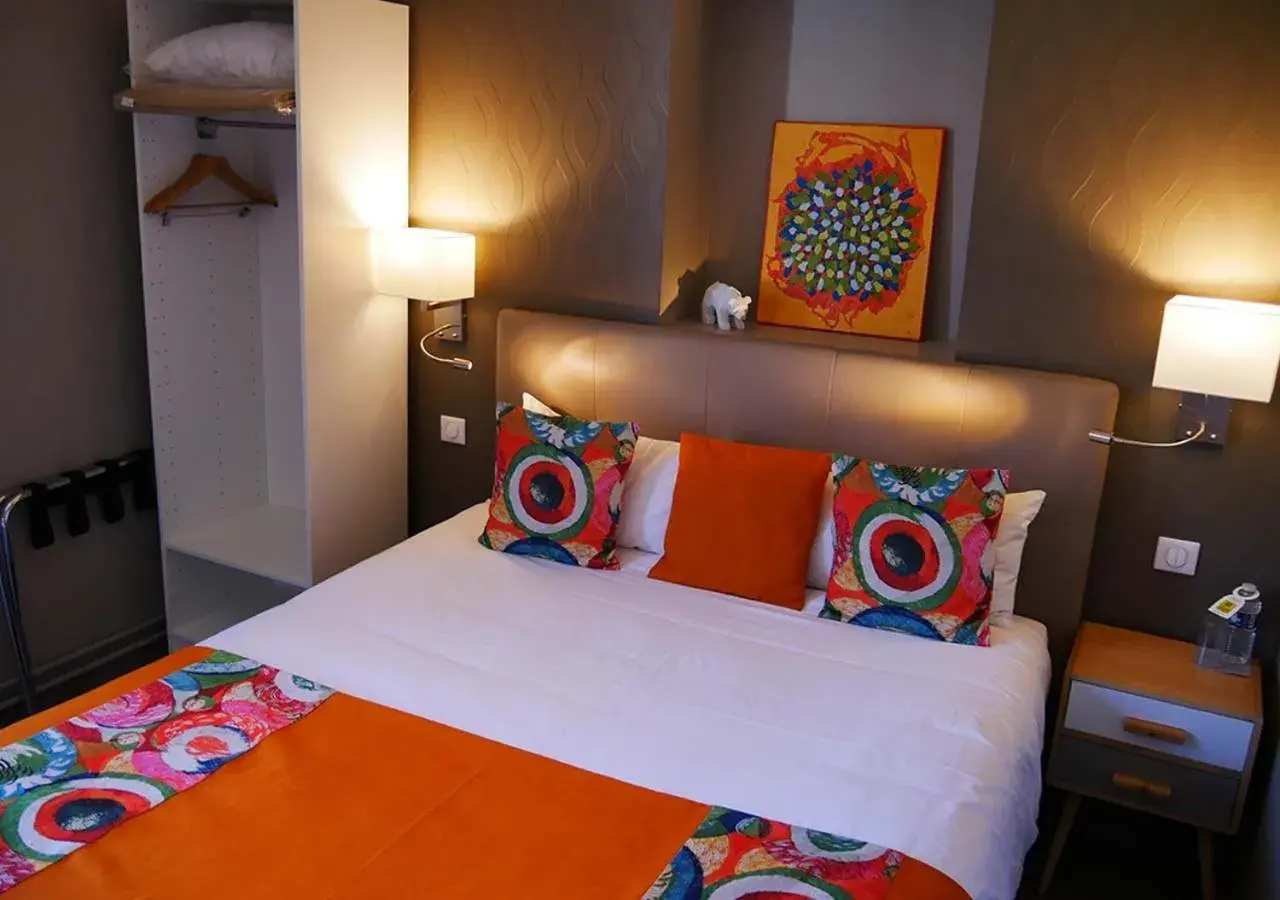 Double Room in Logis - Auberge de l'Abbaye Double Room in Logis - Auberge de l'Abbaye