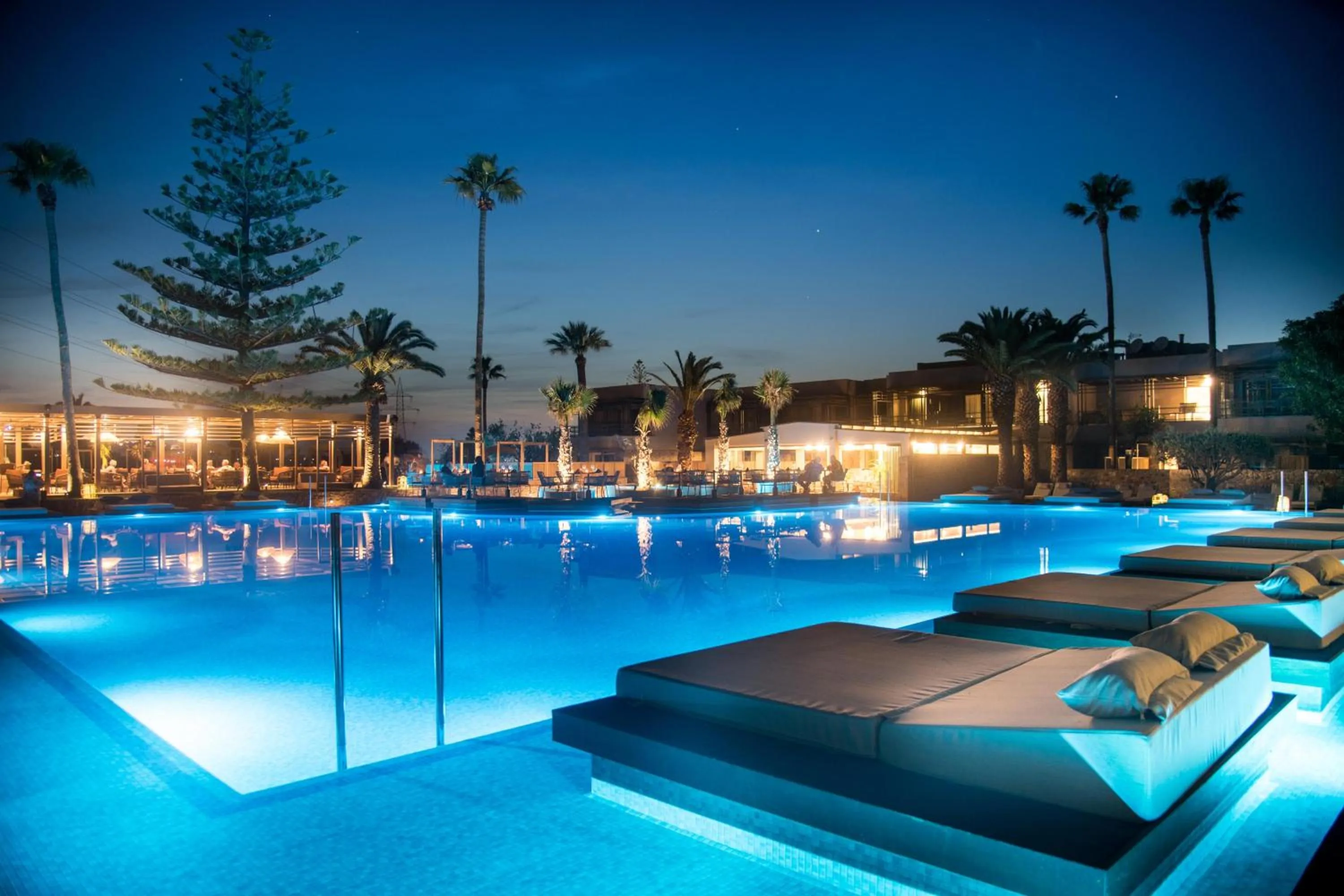 Swimming pool in KING MINOS RETREAT Resort & Spa