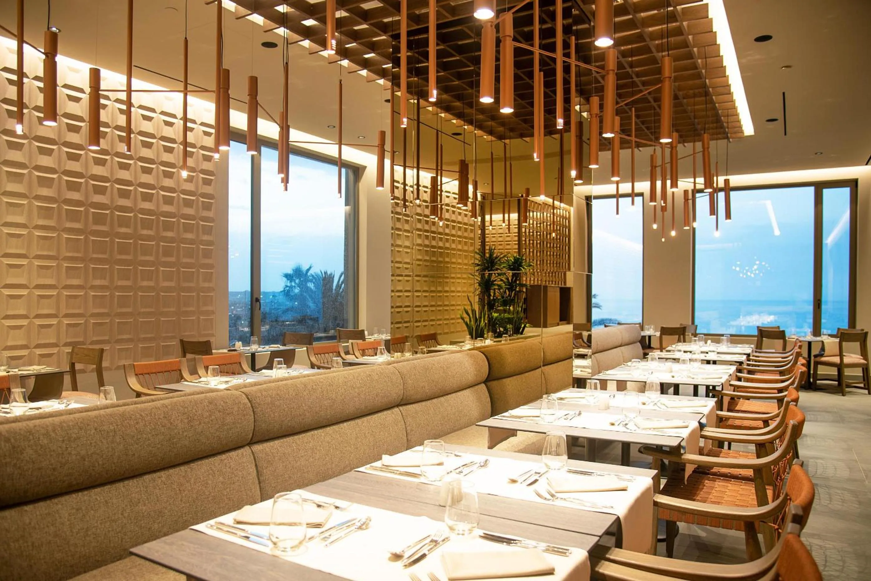 Restaurant/places to eat in KING MINOS RETREAT Resort & Spa