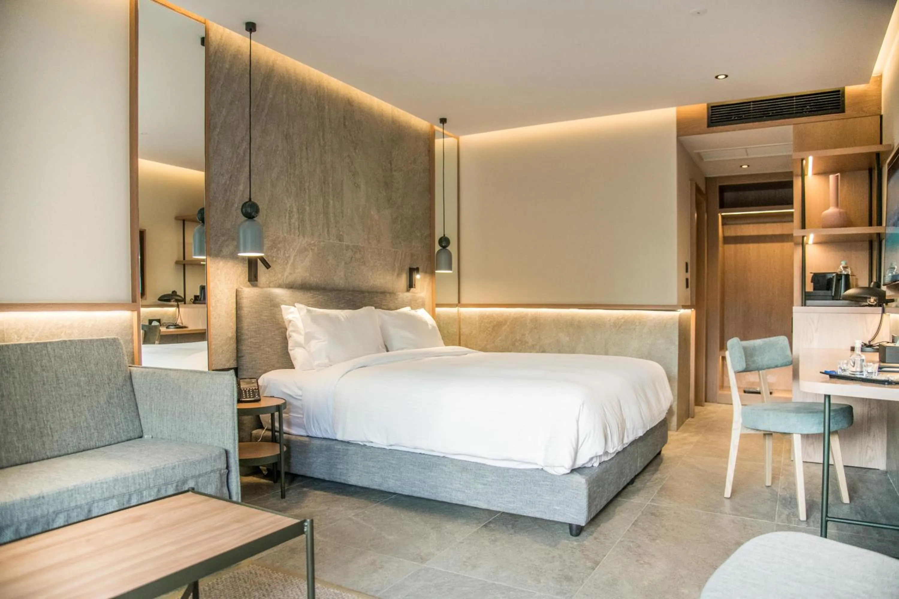 Photo of the whole room, Bed in KING MINOS RETREAT Resort & Spa