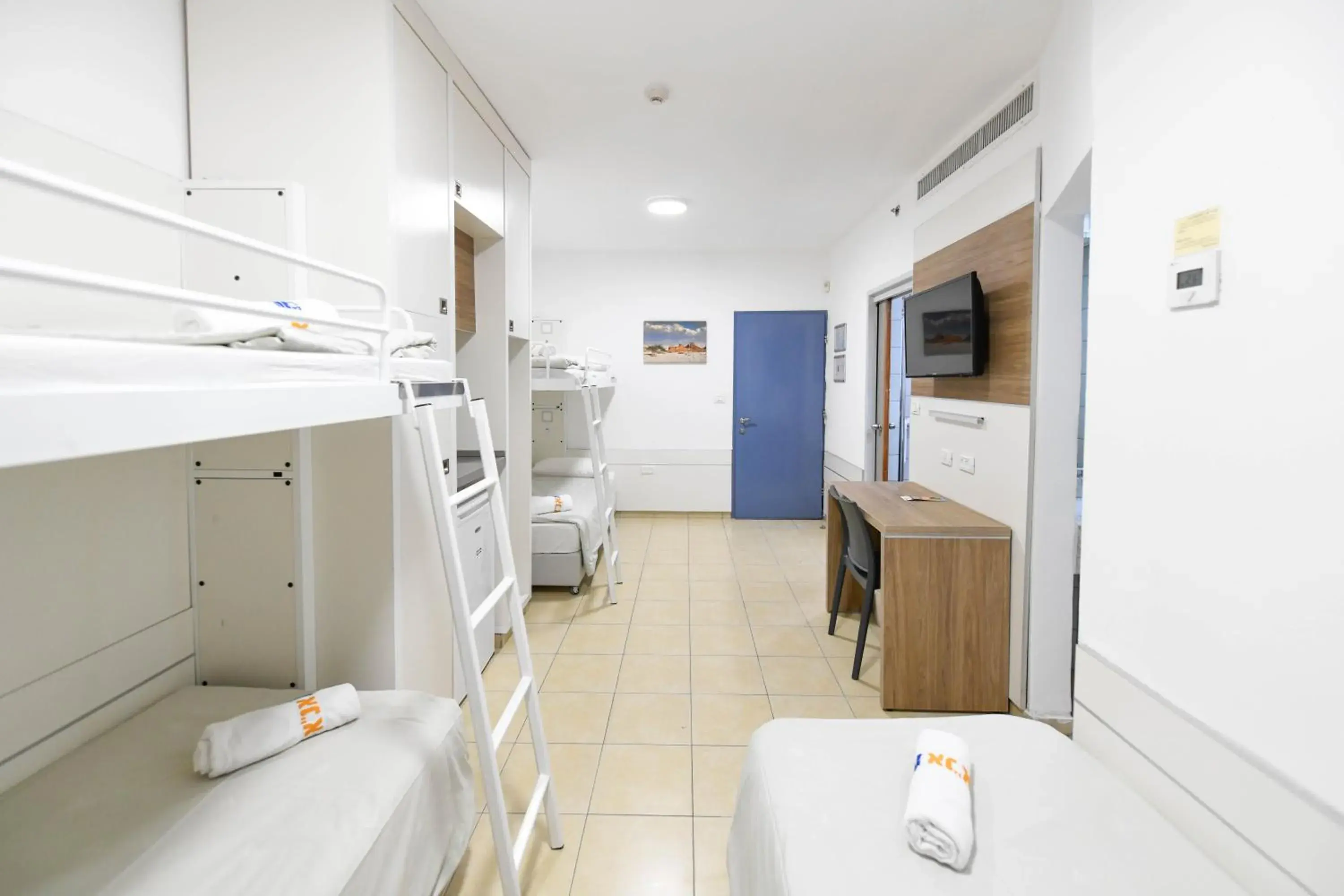 Standard Room - single occupancy in HI - Eilat Hostel Standard Room - single occupancy in HI - Eilat Hostel