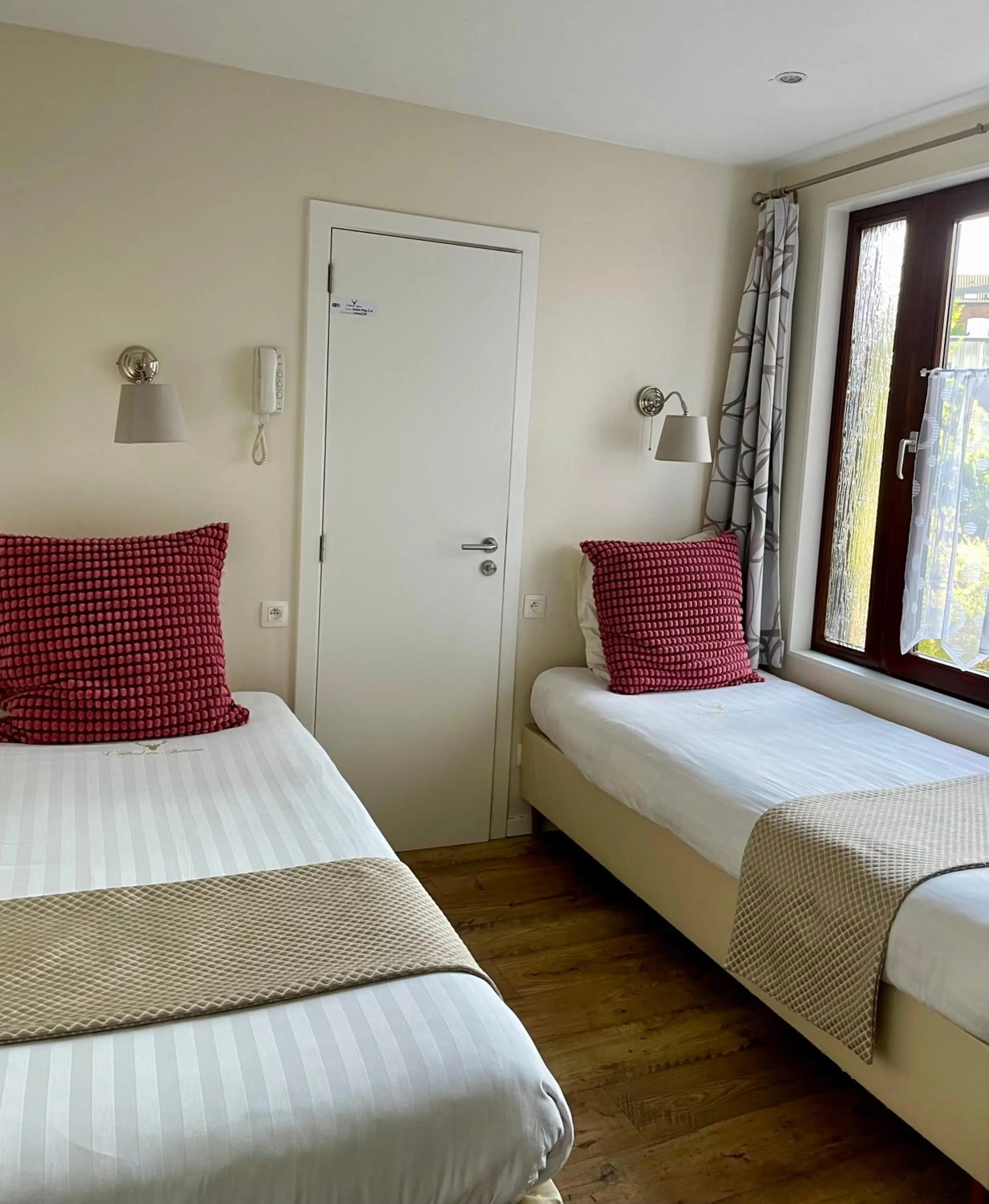 Bed in Hotel Des Ardennes