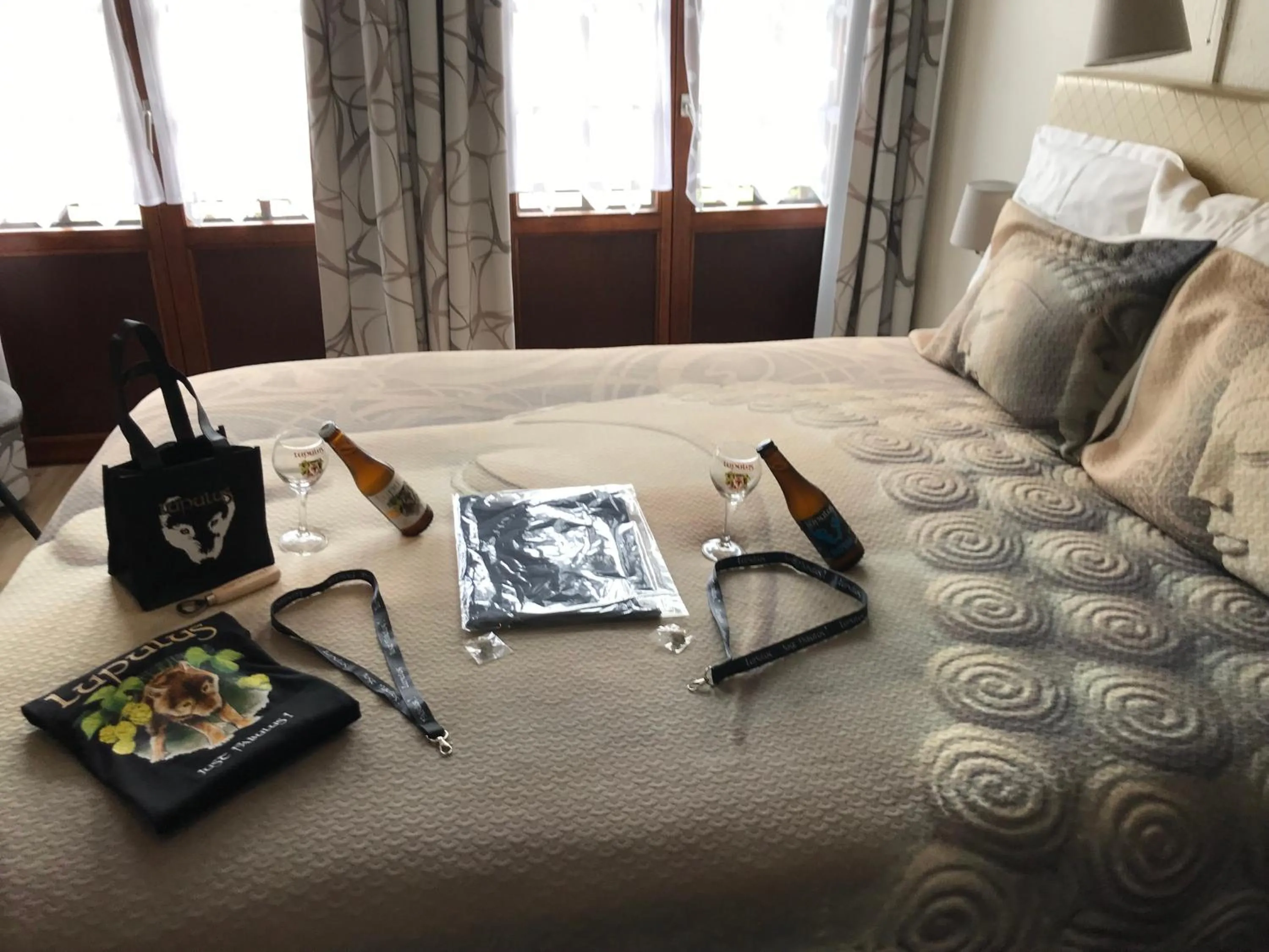 Bed in Hotel Des Ardennes