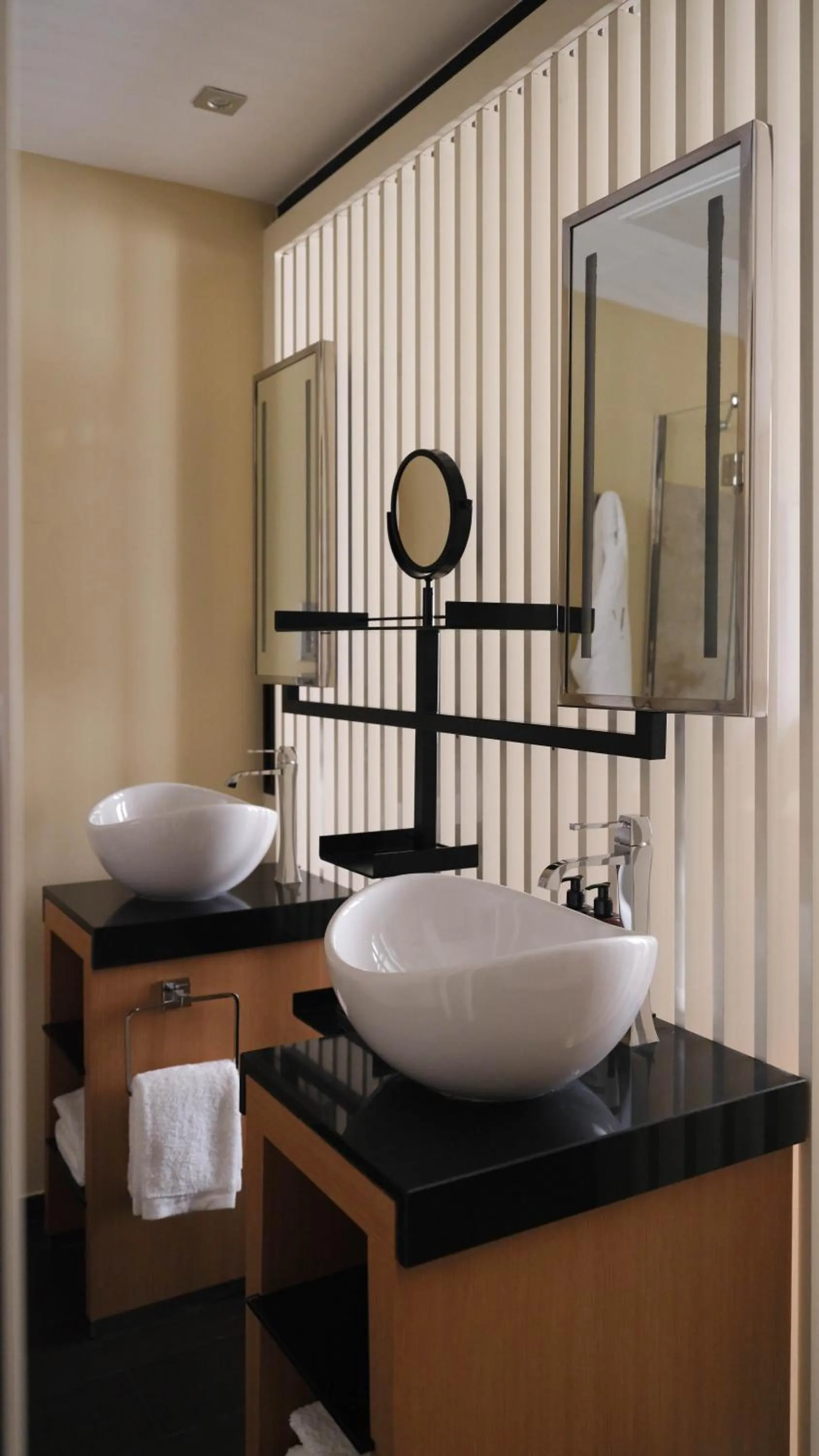 Bathroom in Five Seas by Inwood Hotels
