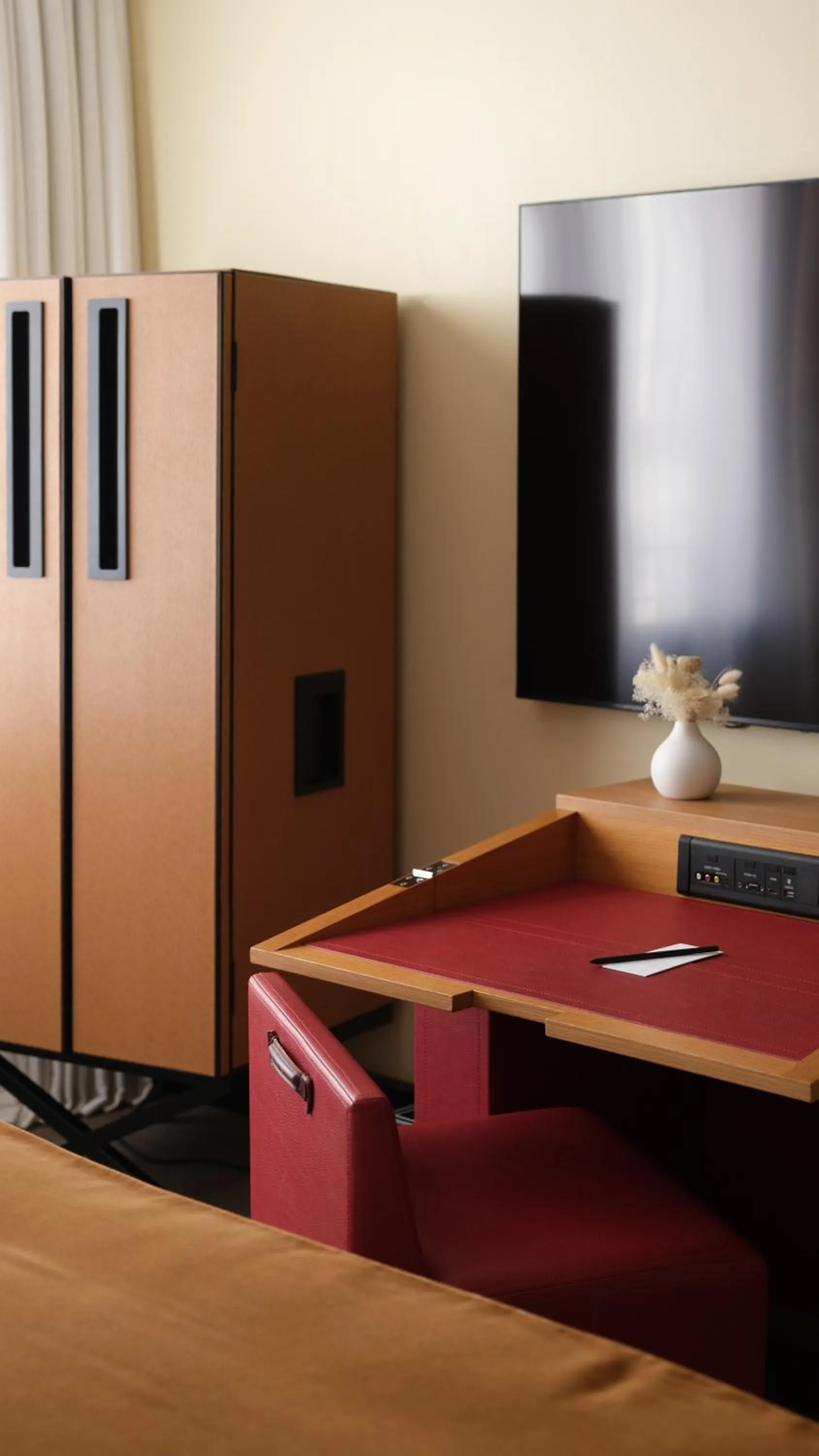 Bedroom in Five Seas by Inwood Hotels