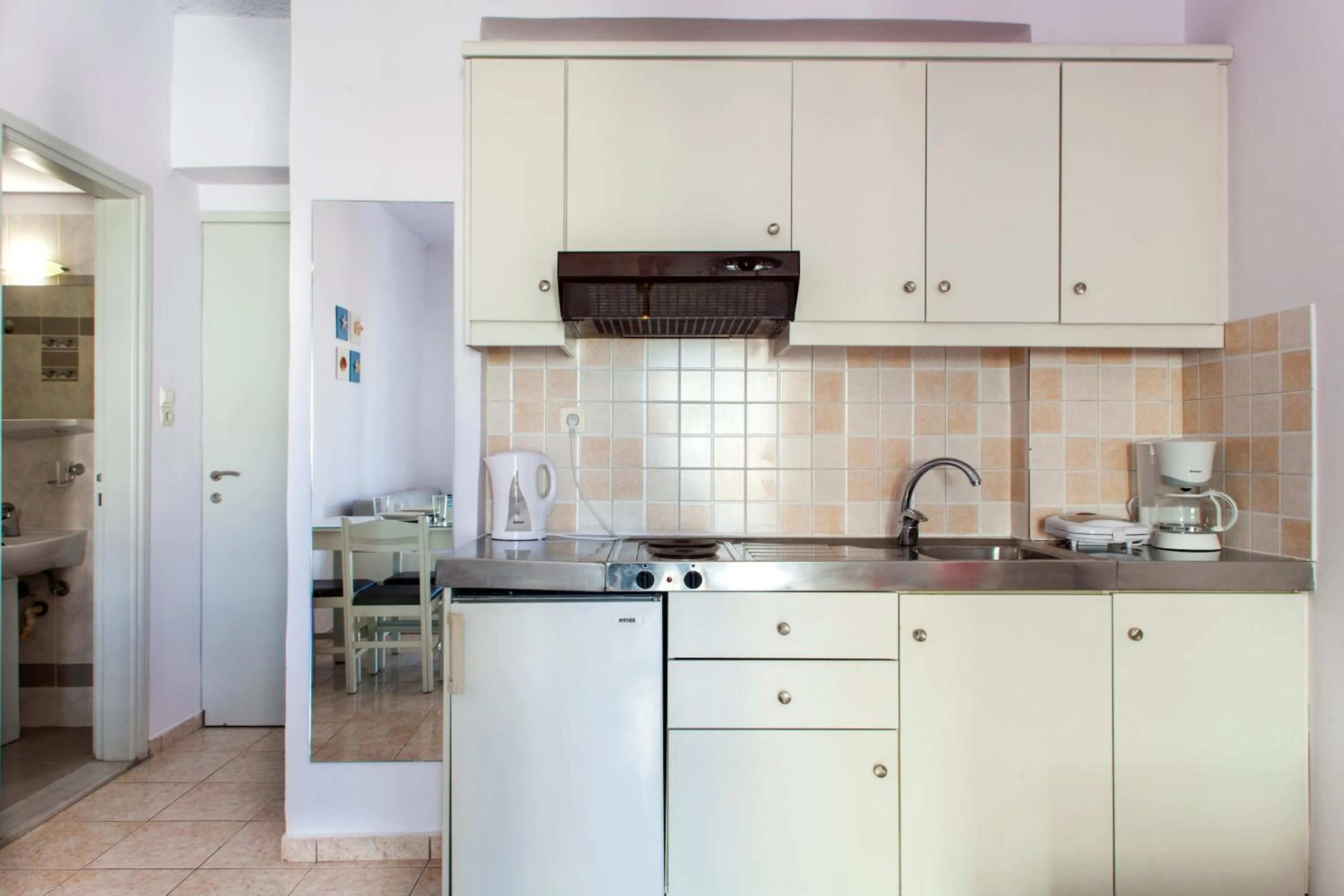 Kitchen or kitchenette in Elychryson