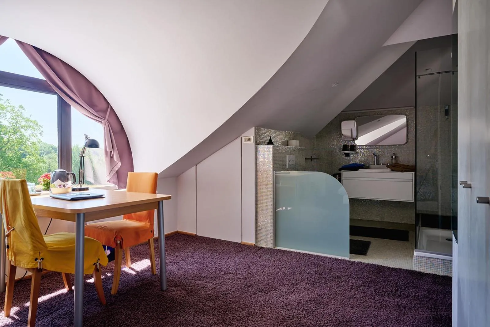 Bedroom in La Petite Bruyere De Renaix