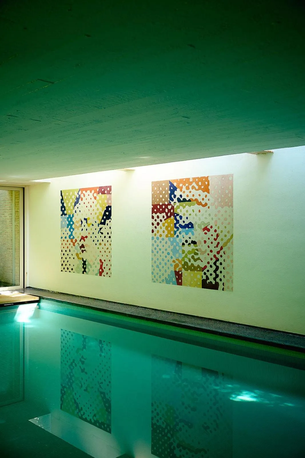 Swimming pool in La Petite Bruyere De Renaix