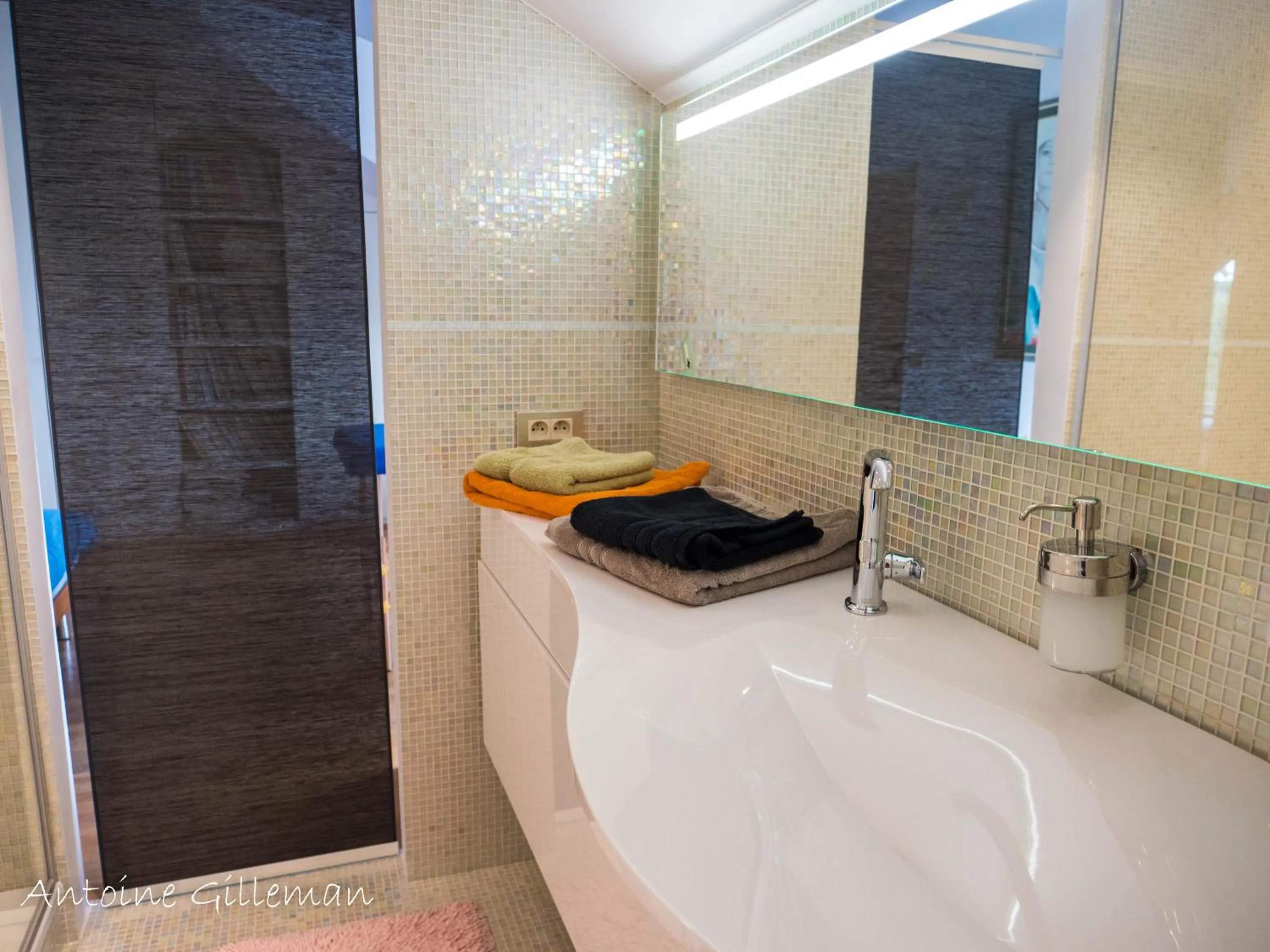 Bathroom in La Petite Bruyere De Renaix