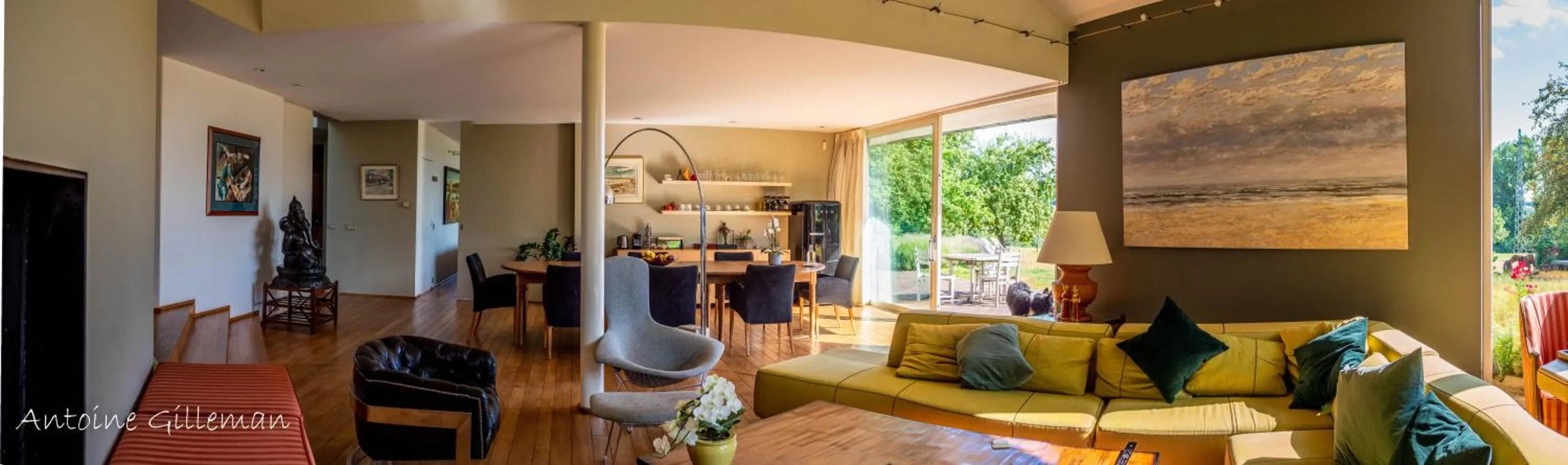 Communal lounge/ TV room in La Petite Bruyere De Renaix