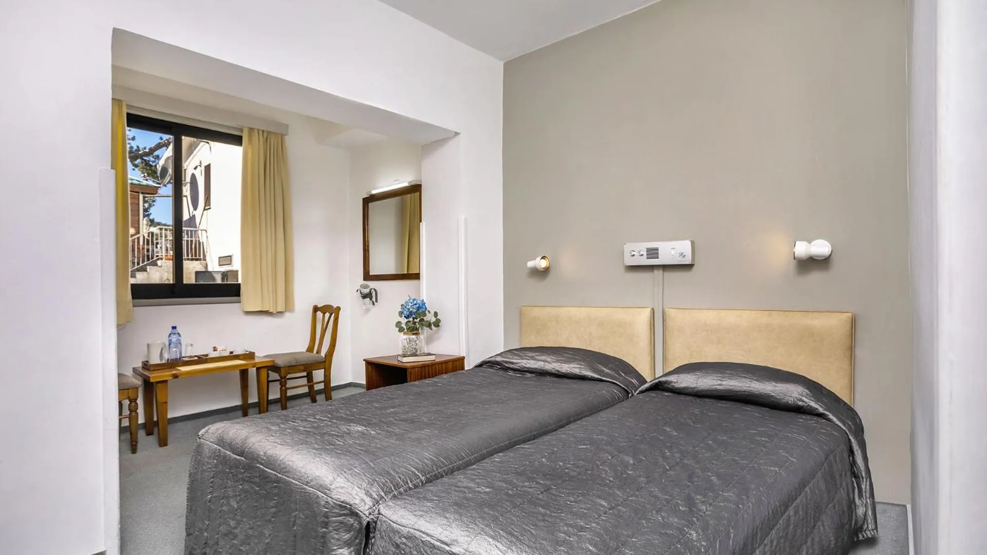 Bed in Troodos Hotel & Spa