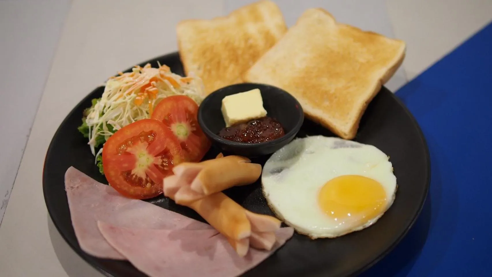 Food and drinks in Talakkia Boutique Hotel