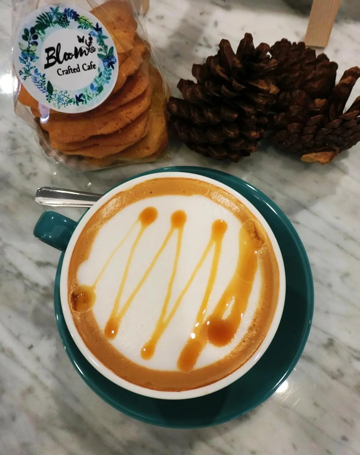 Food and drinks in Bloom Boutique Hotel & Cafe