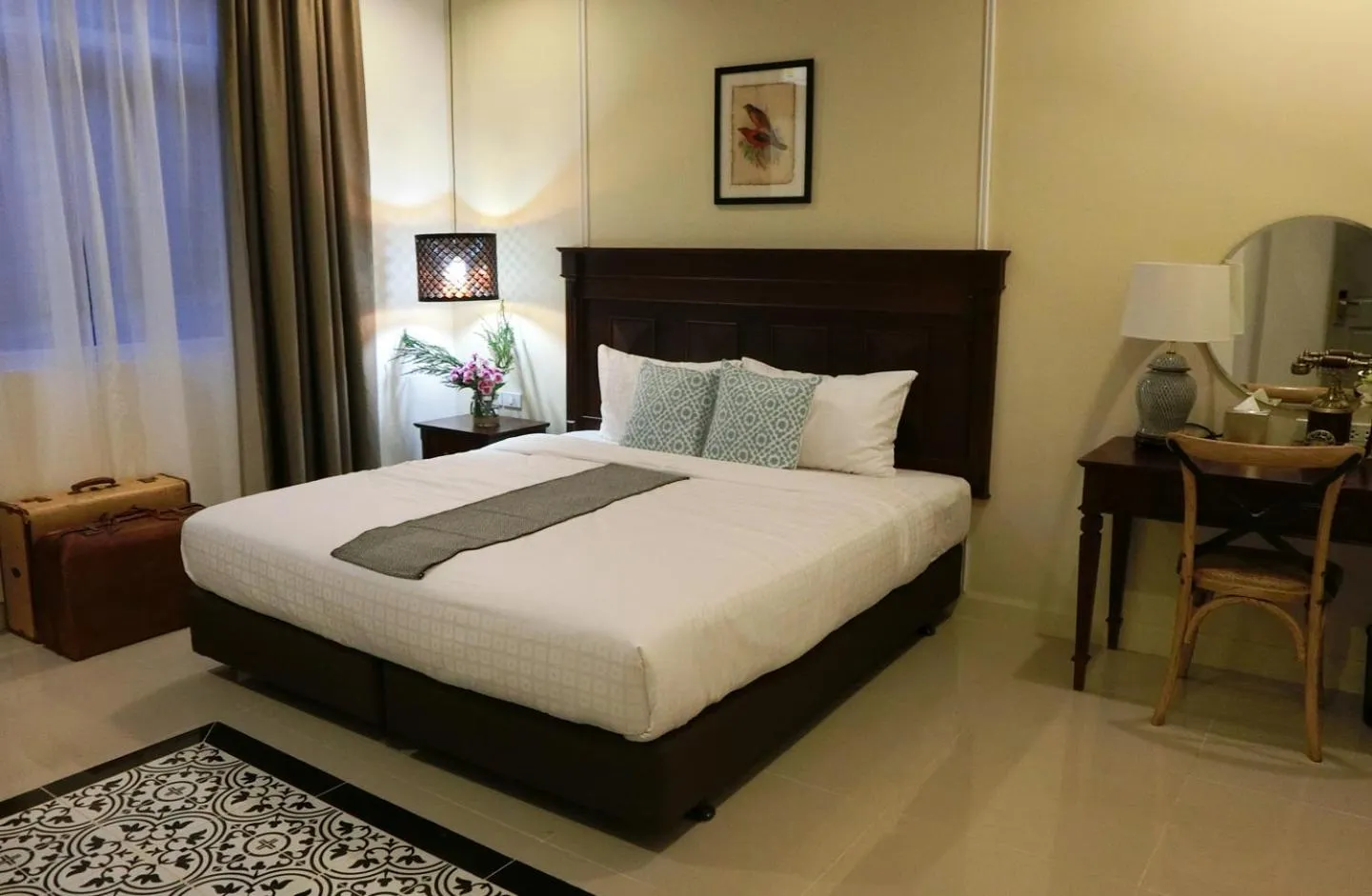 Bed in Bloom Boutique Hotel & Cafe