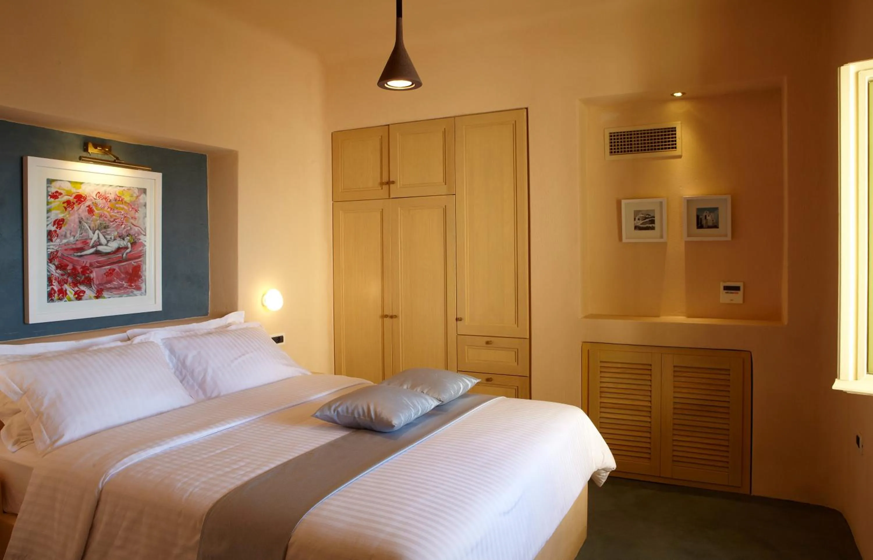 Bedroom, Bed in Voreina Gallery Suites