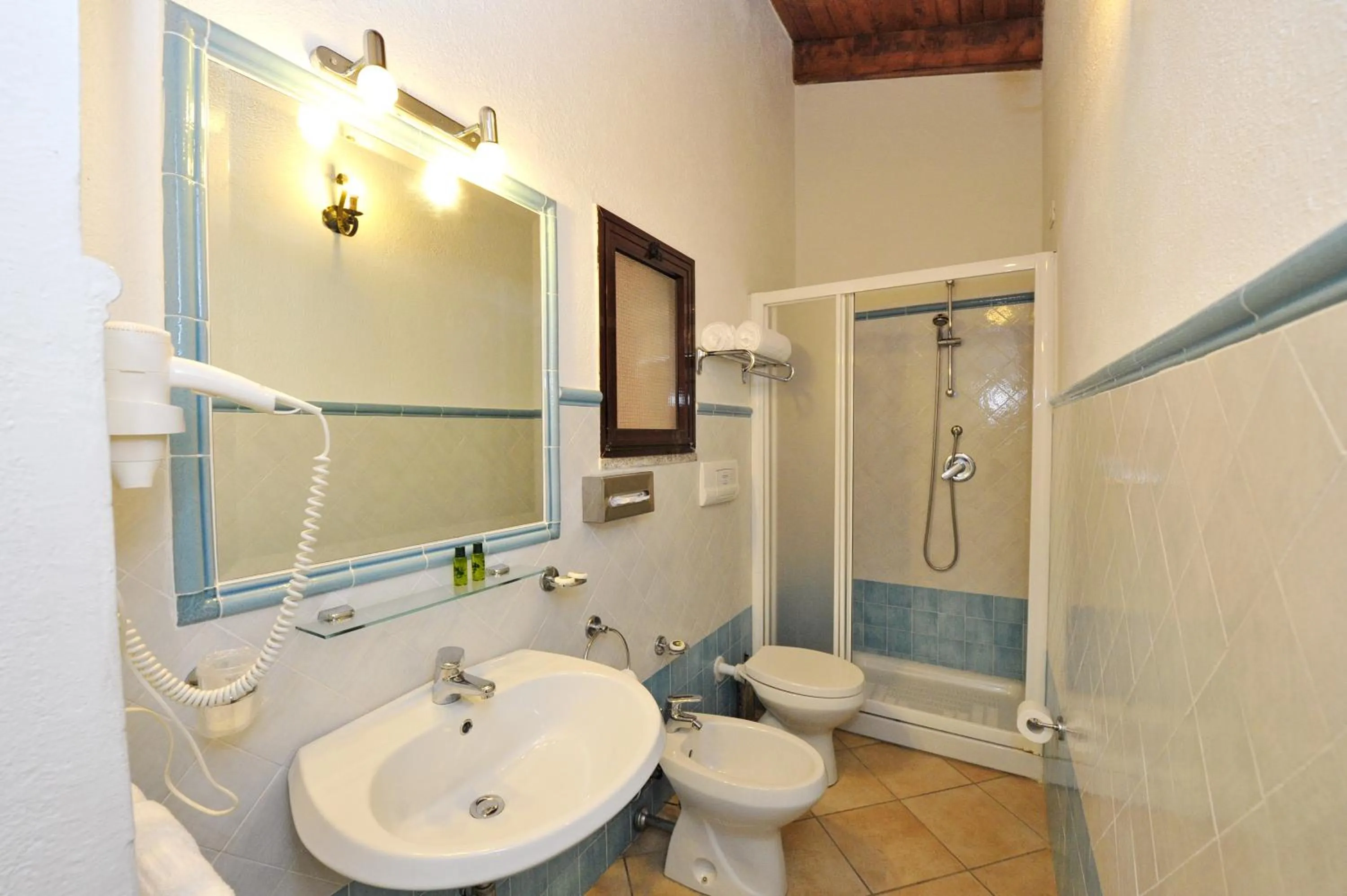 Bedroom in Hotel L'Esagono