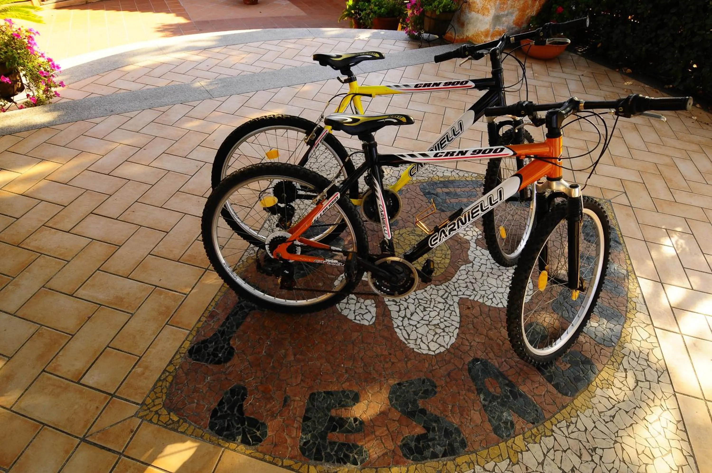 Hiking in Hotel L'Esagono