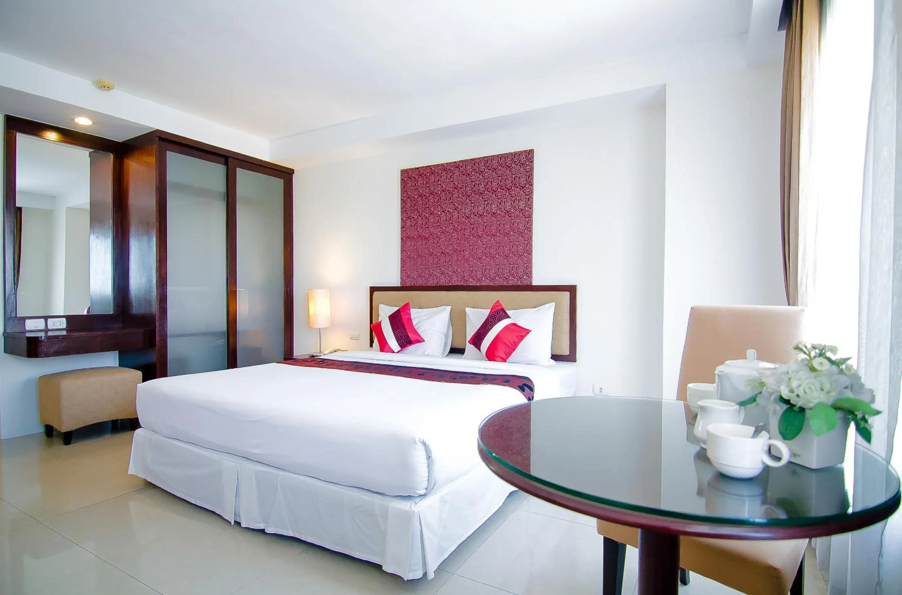 Photo of the whole room, Bed in Romance Hotel Bangna