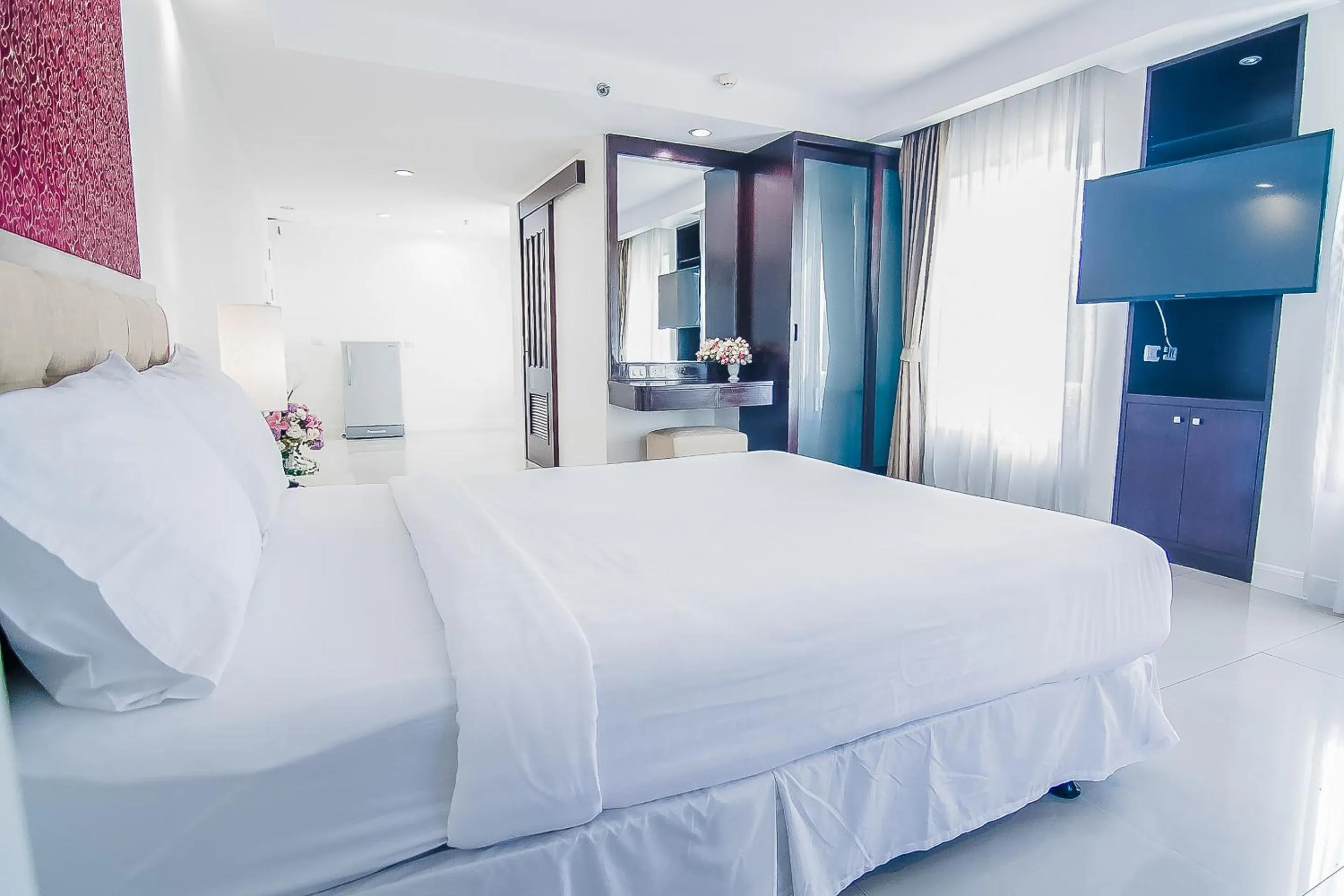 Bed in Romance Hotel Bangna