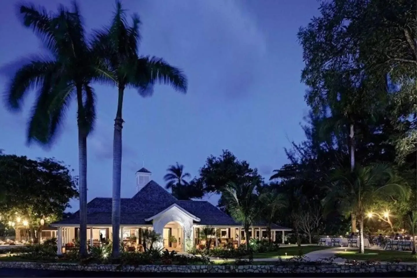 Property building in Family Complex beside Beach w/Pool Montego Bay #2