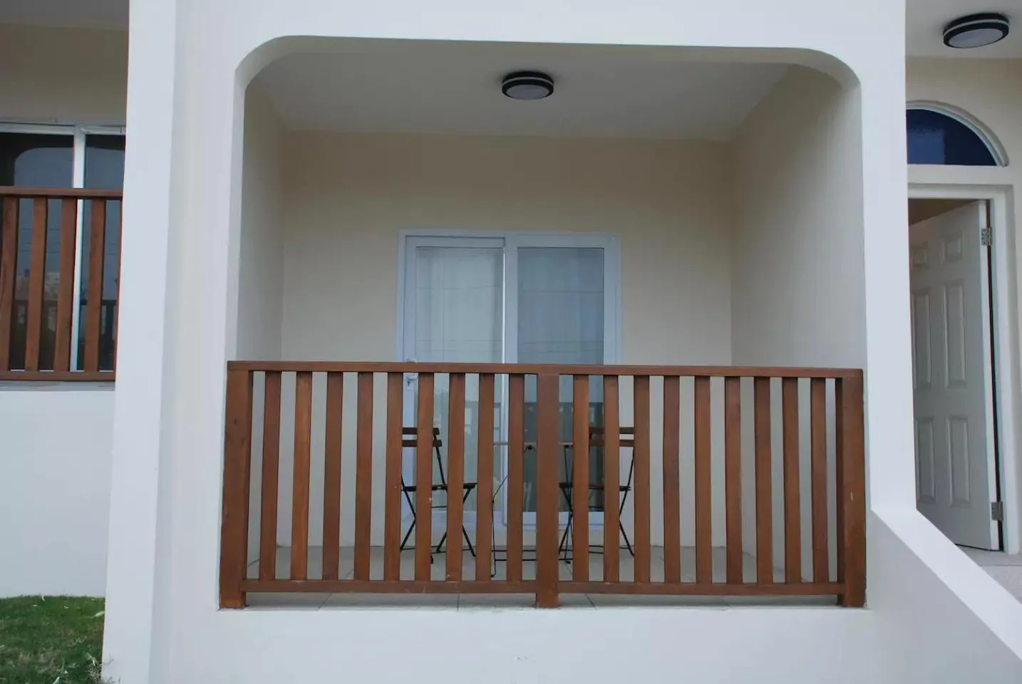 Balcony/Terrace in Luxury 2BR Home facing Beach w/Pool Montego Bay #3