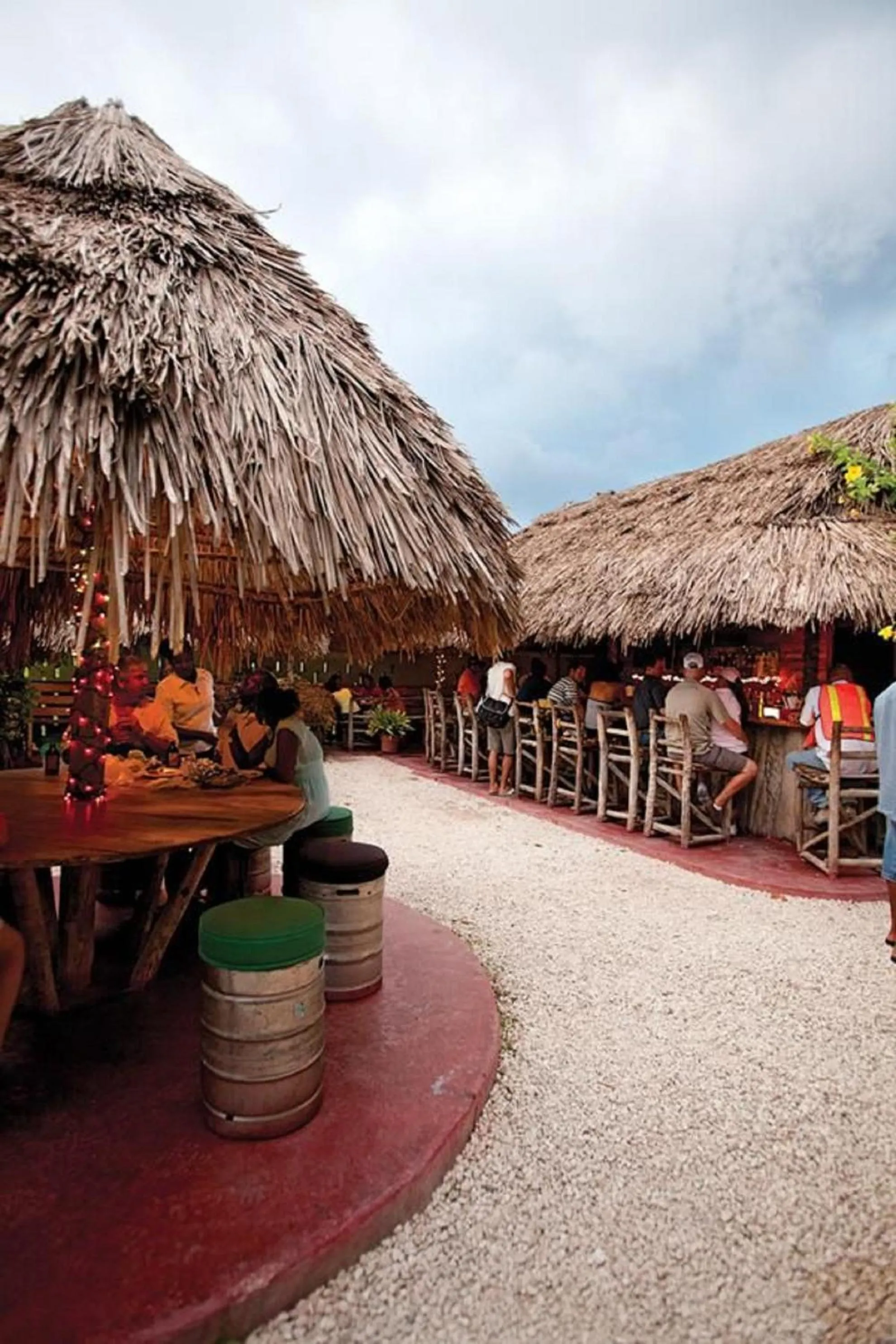 Restaurant/places to eat in Family Complex beside Beach w/Pool Montego Bay #1