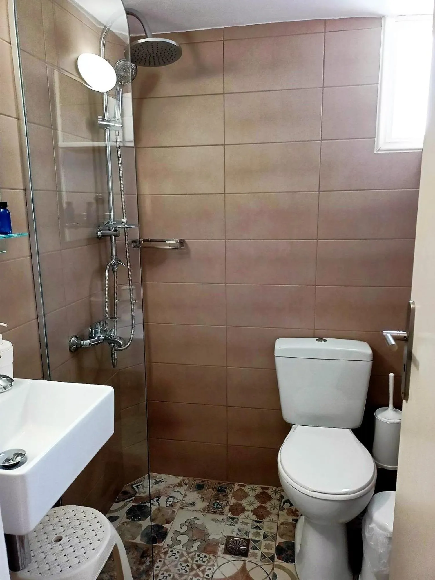 Bathroom in Marisa Rooms