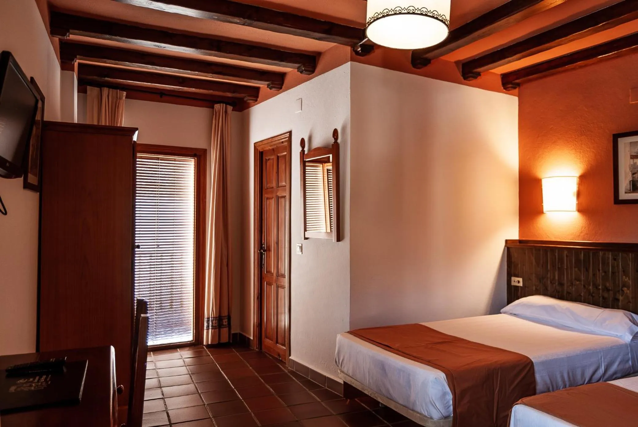 Bed in Hotel La Fragua I
