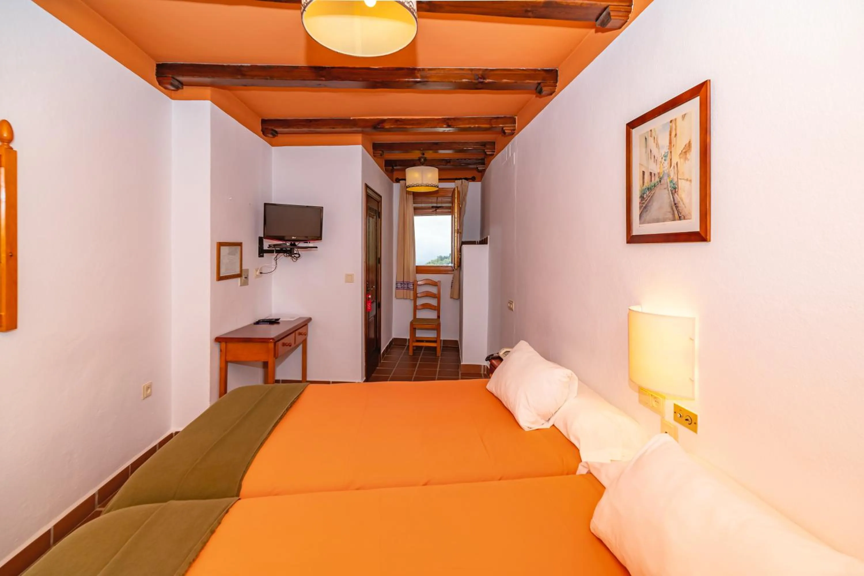 Bed in Hotel La Fragua I