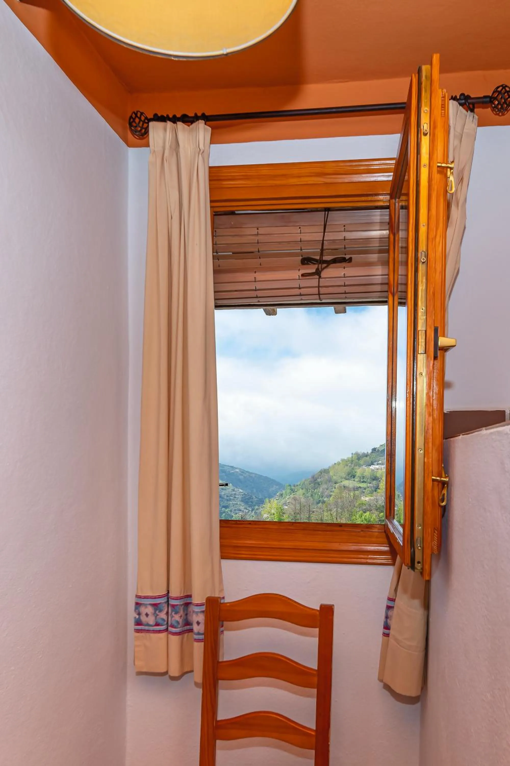 Bedroom in Hotel La Fragua I