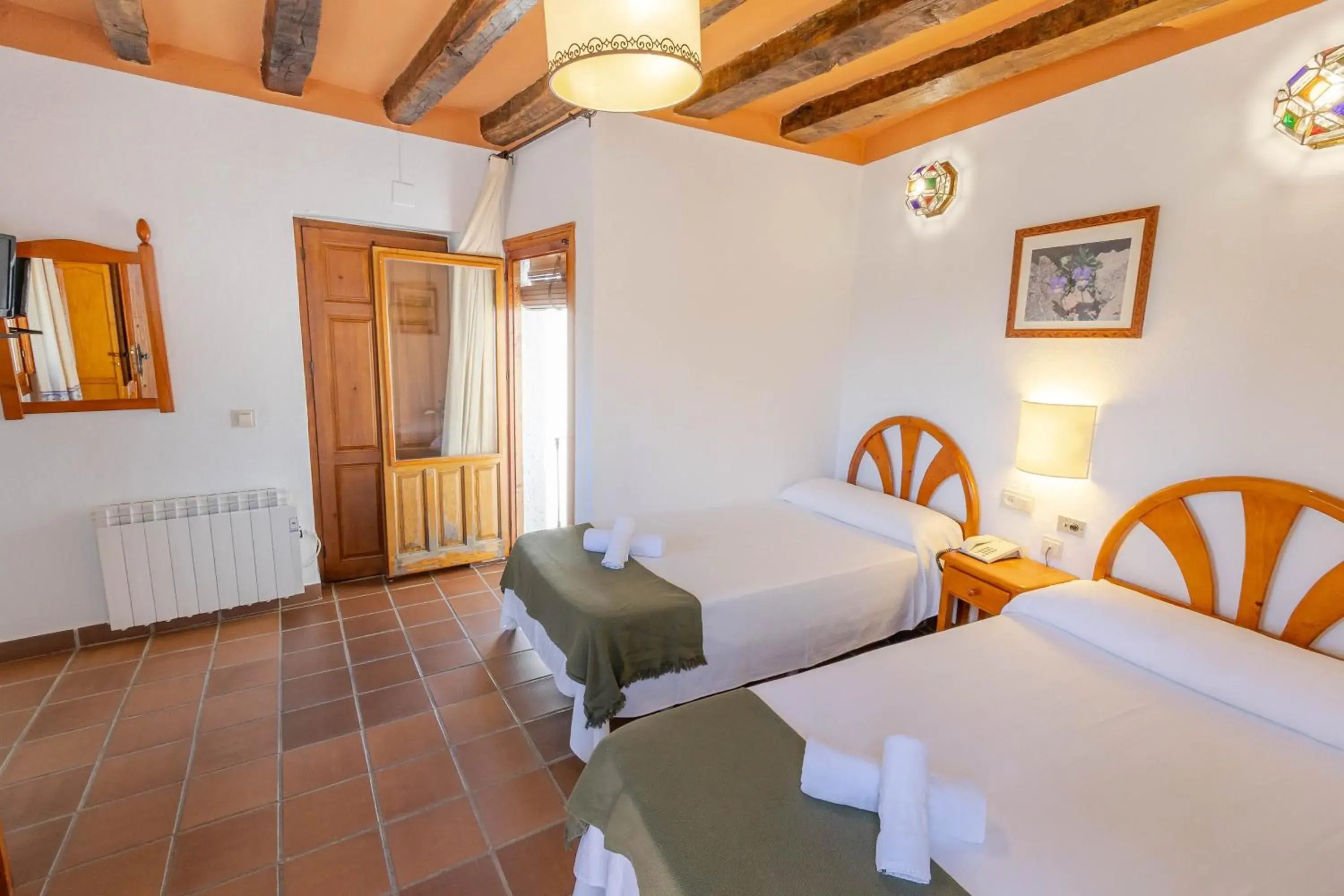 Twin Room with Mountain View in Hotel La Fragua I Twin Room with Mountain View in Hotel La Fragua I