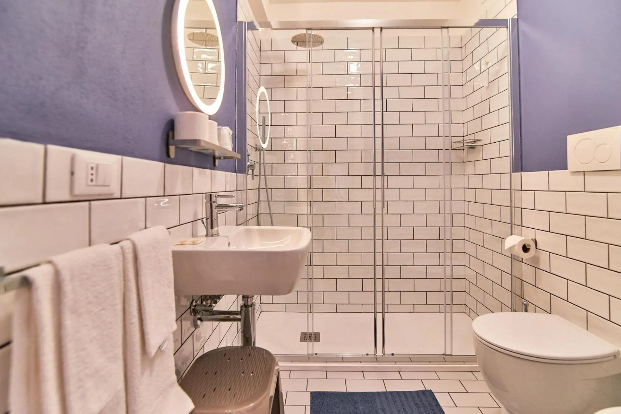 Shower in Hotel Concordia