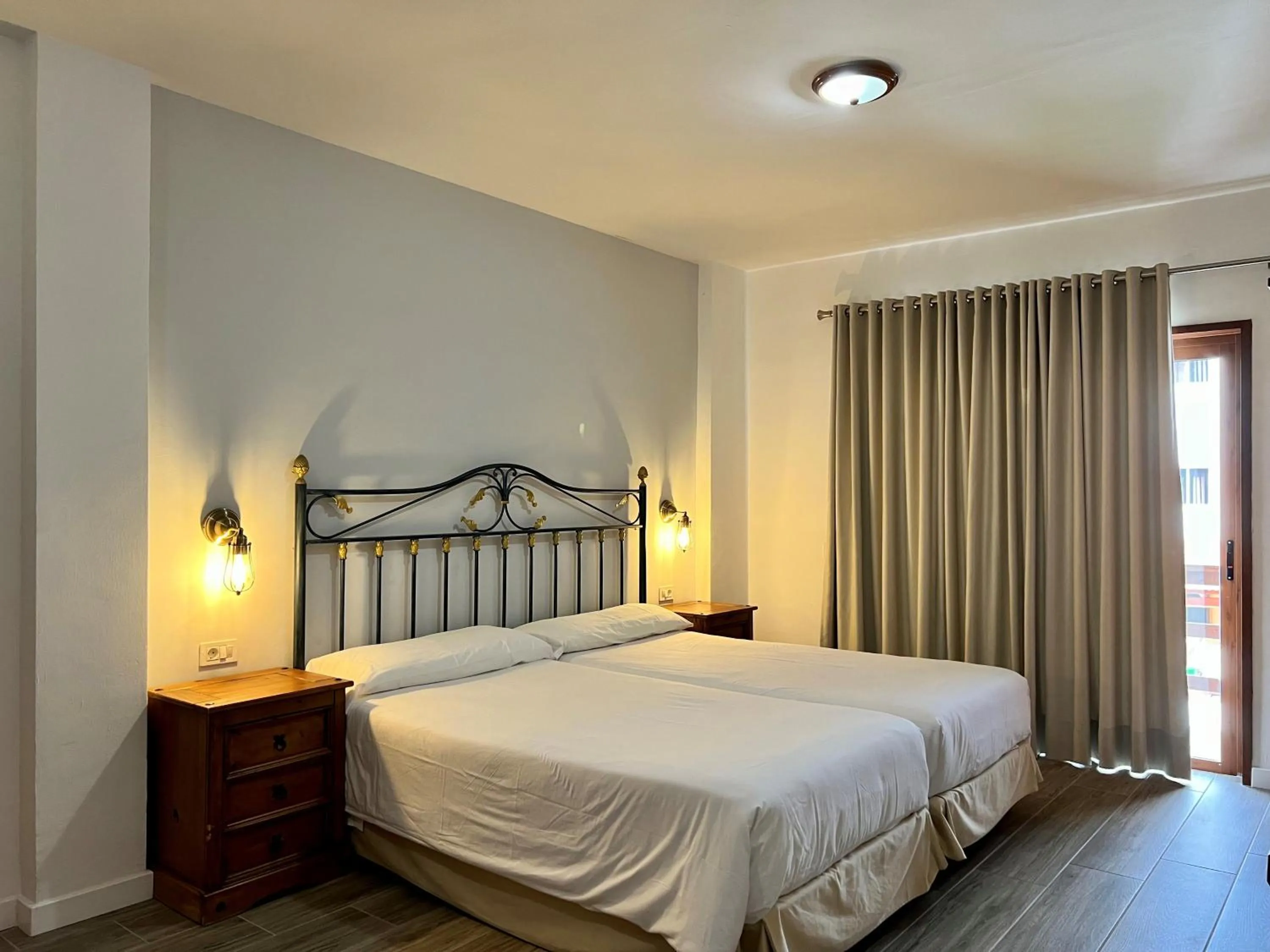 Bed in Apartamentos Frontera