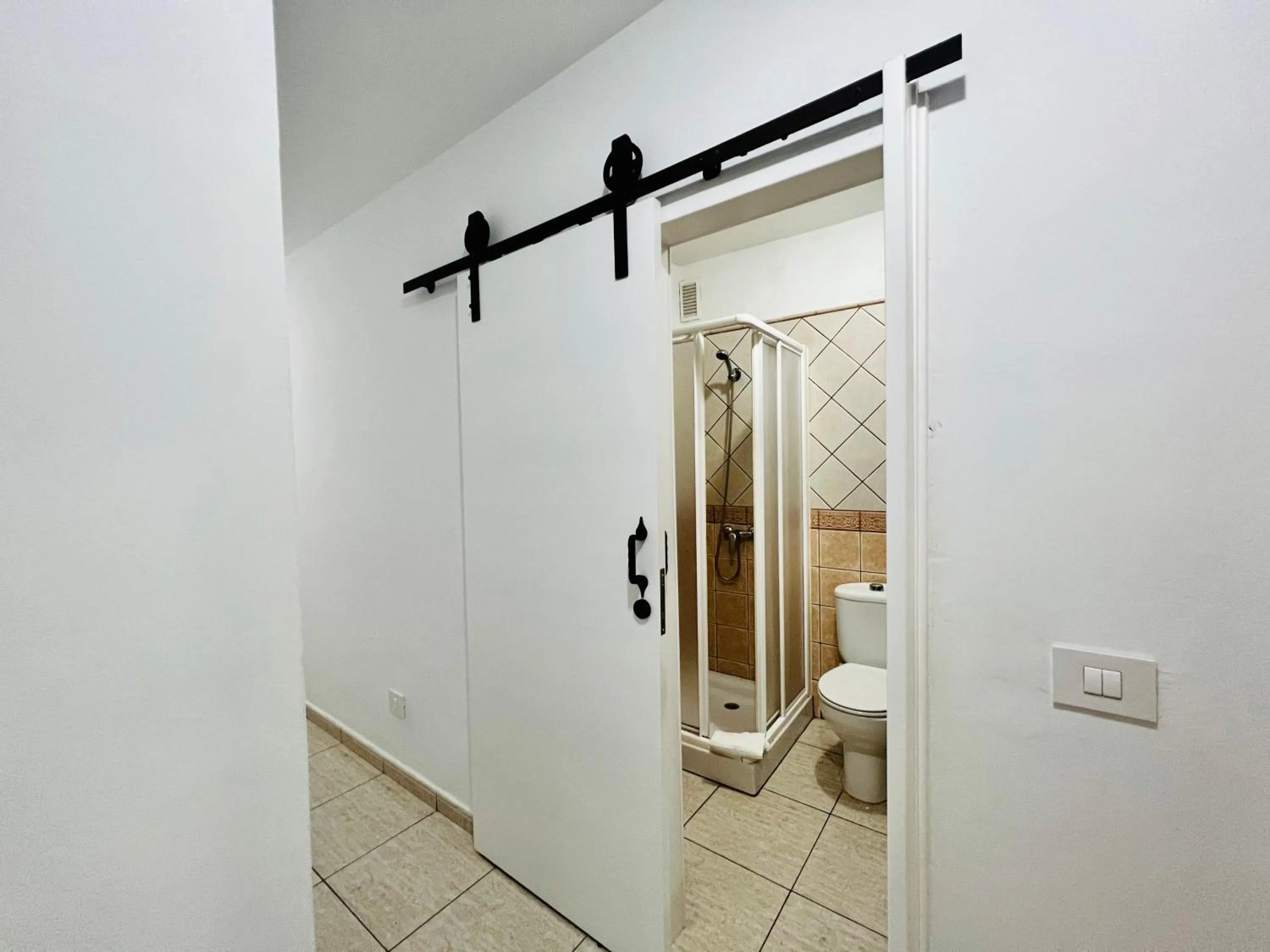Shower in Apartamentos Frontera
