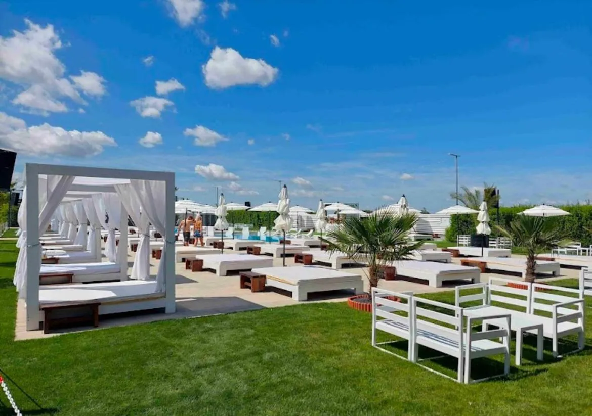 Area and facilities in Grand Boutique Hotel