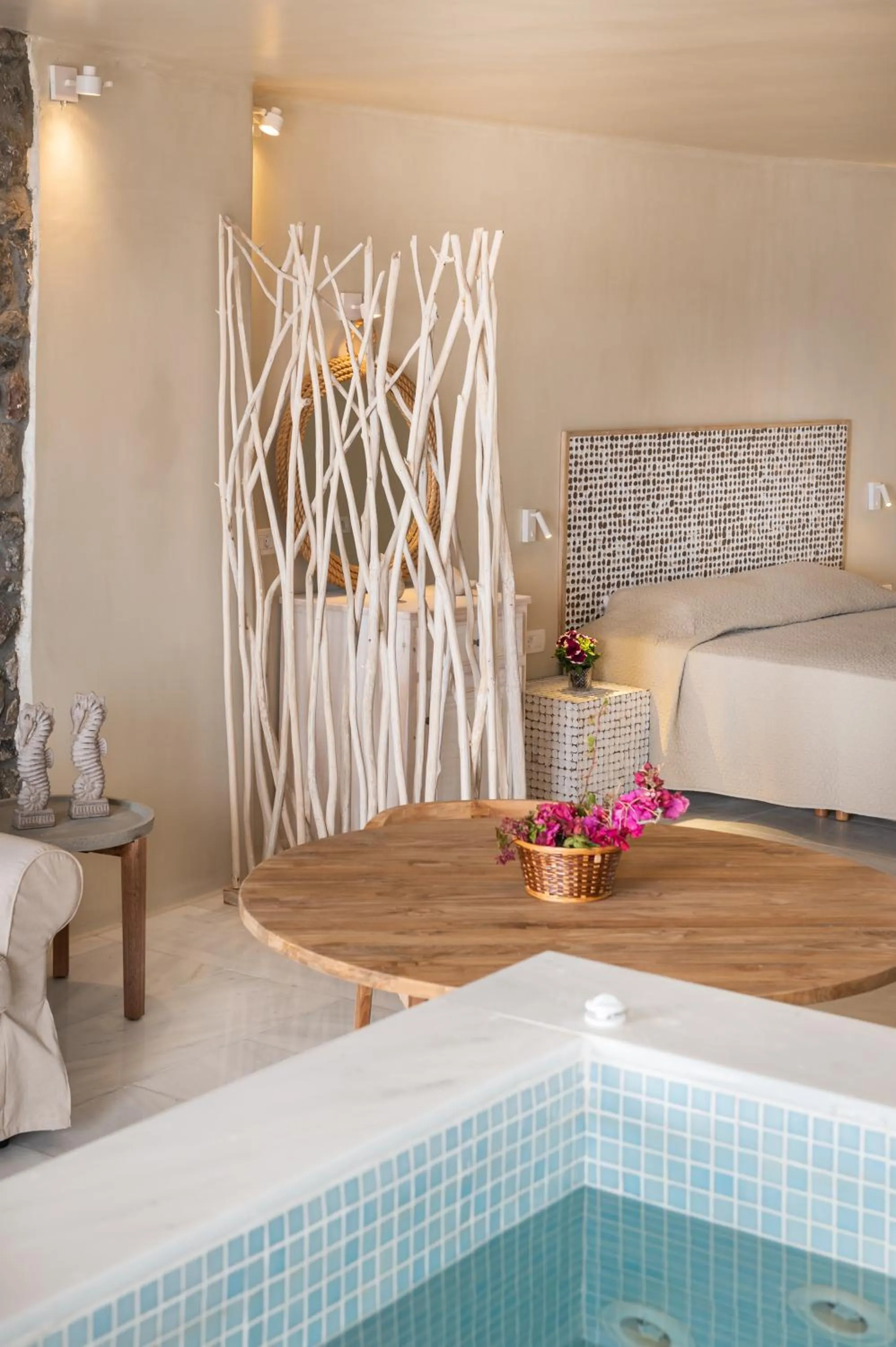 Bed in Armeni Luxury Villas