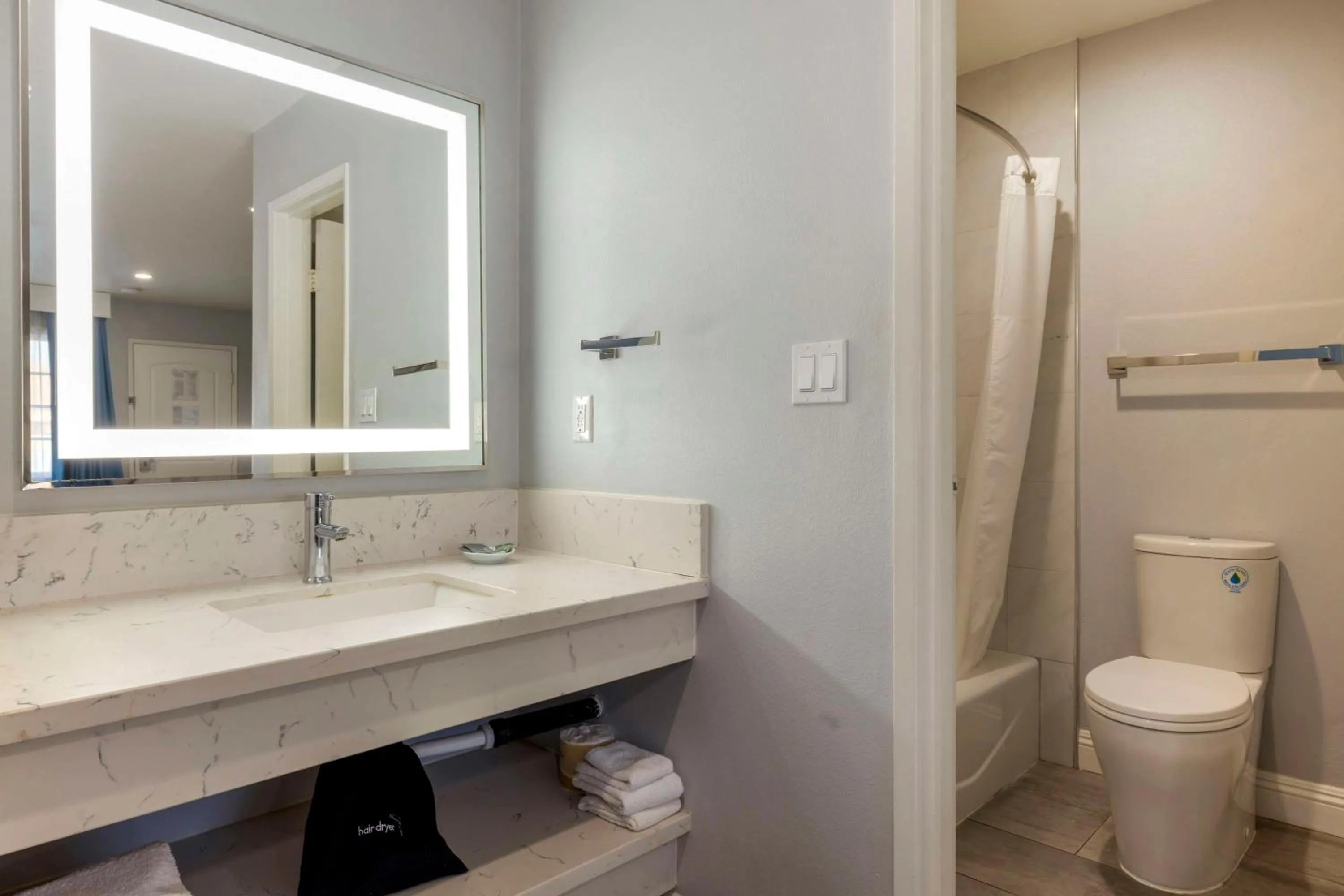 Bathroom in Best Western Orange Plaza