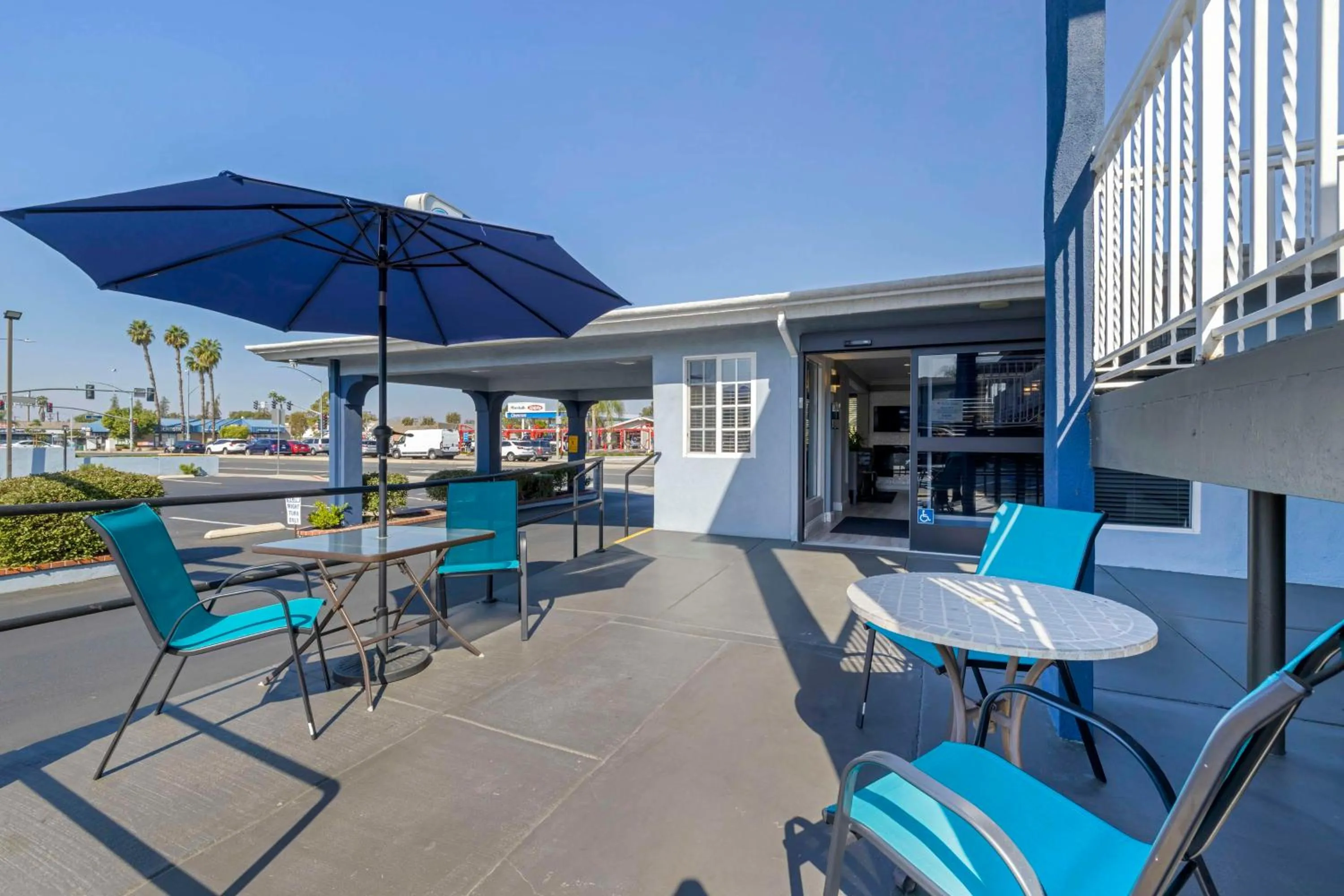 Property building in Best Western Orange Plaza