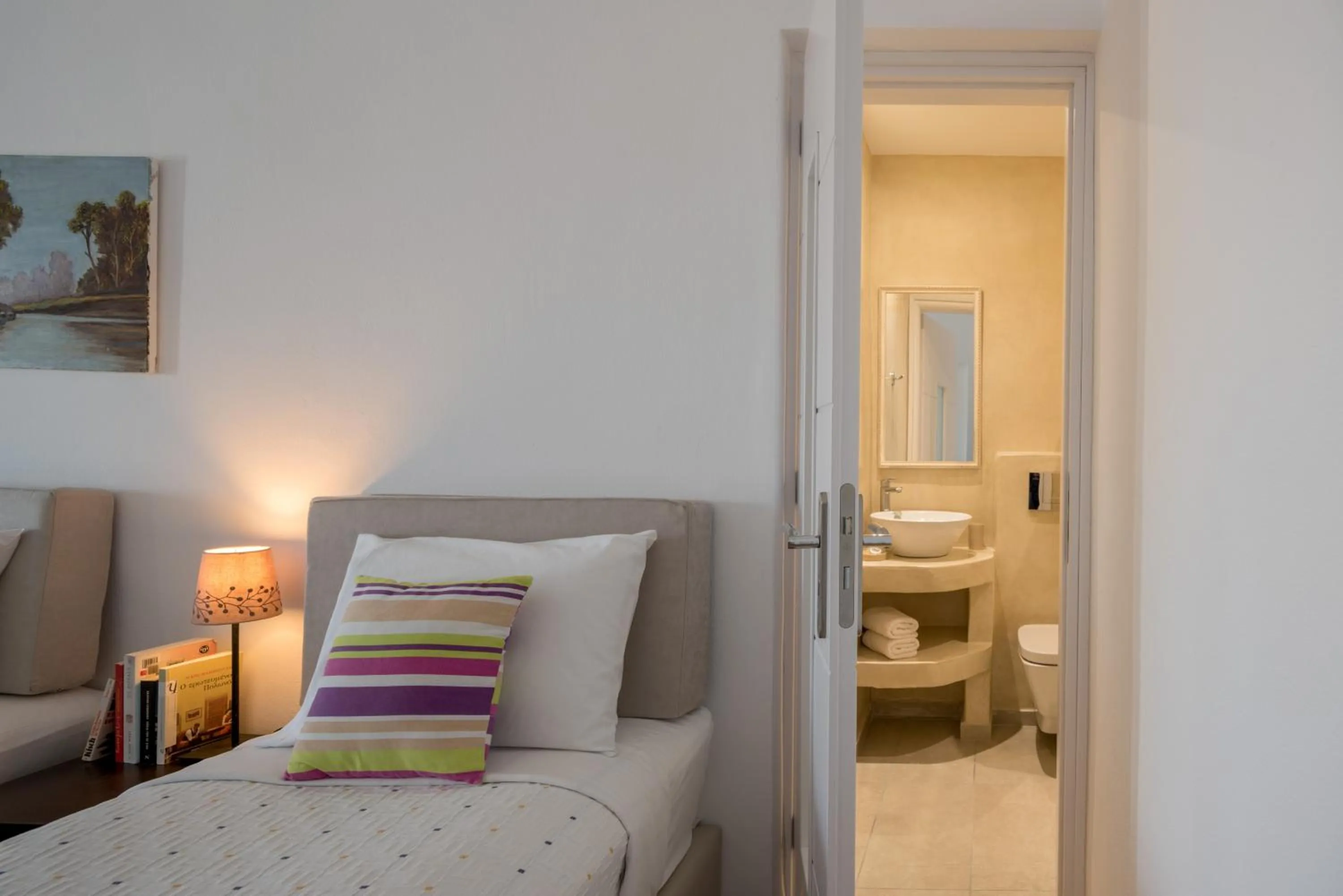 Photo of the whole room, Bed in Caldera Romantica Hotel