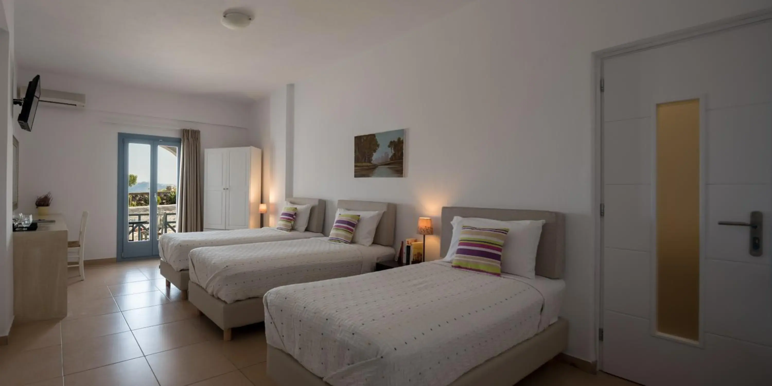 Triple Room in Caldera Romantica Hotel Triple Room in Caldera Romantica Hotel