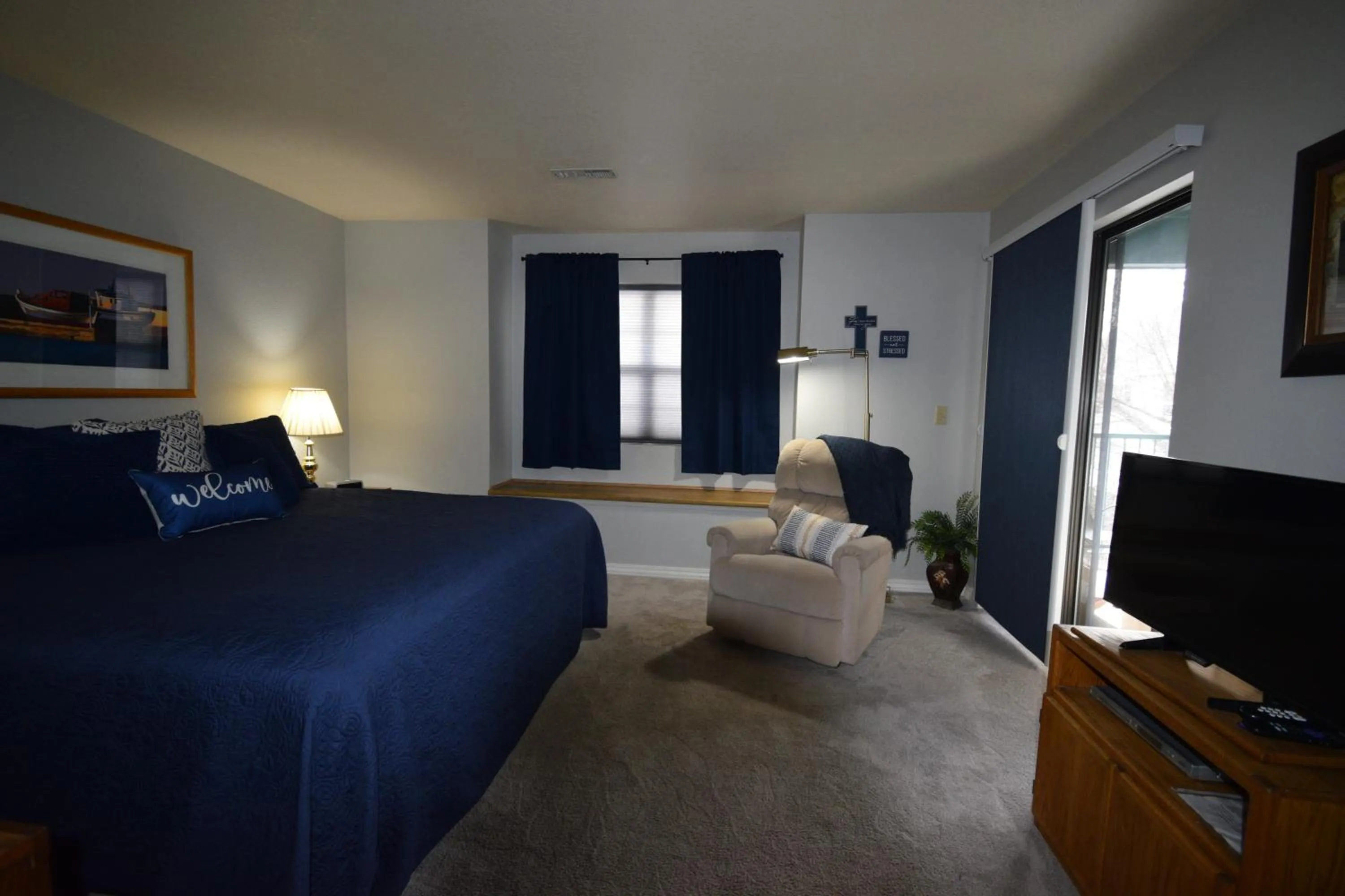 Bed in Grant's Condo in The Greens