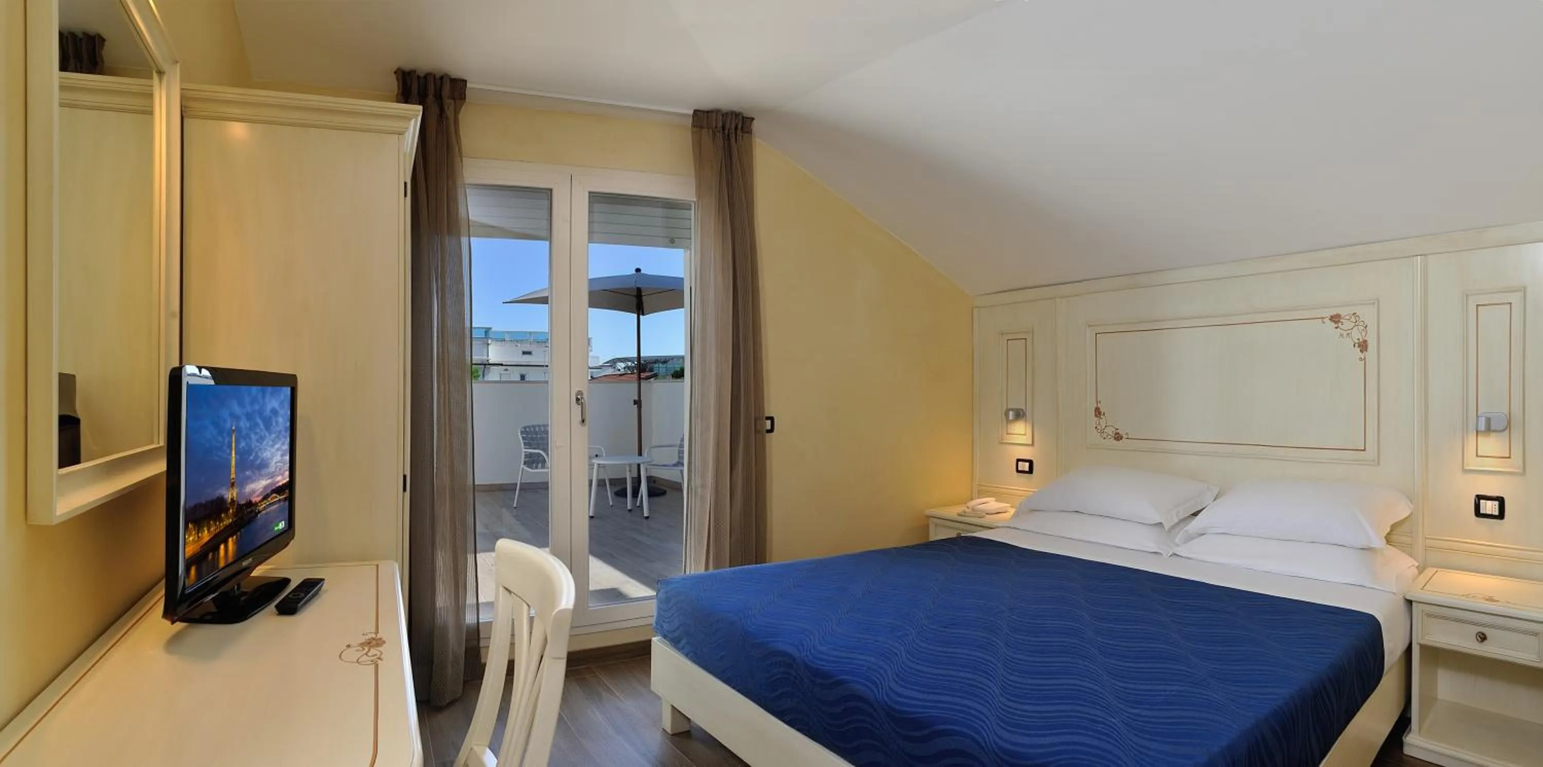 Photo of the whole room in Hotel Marilena