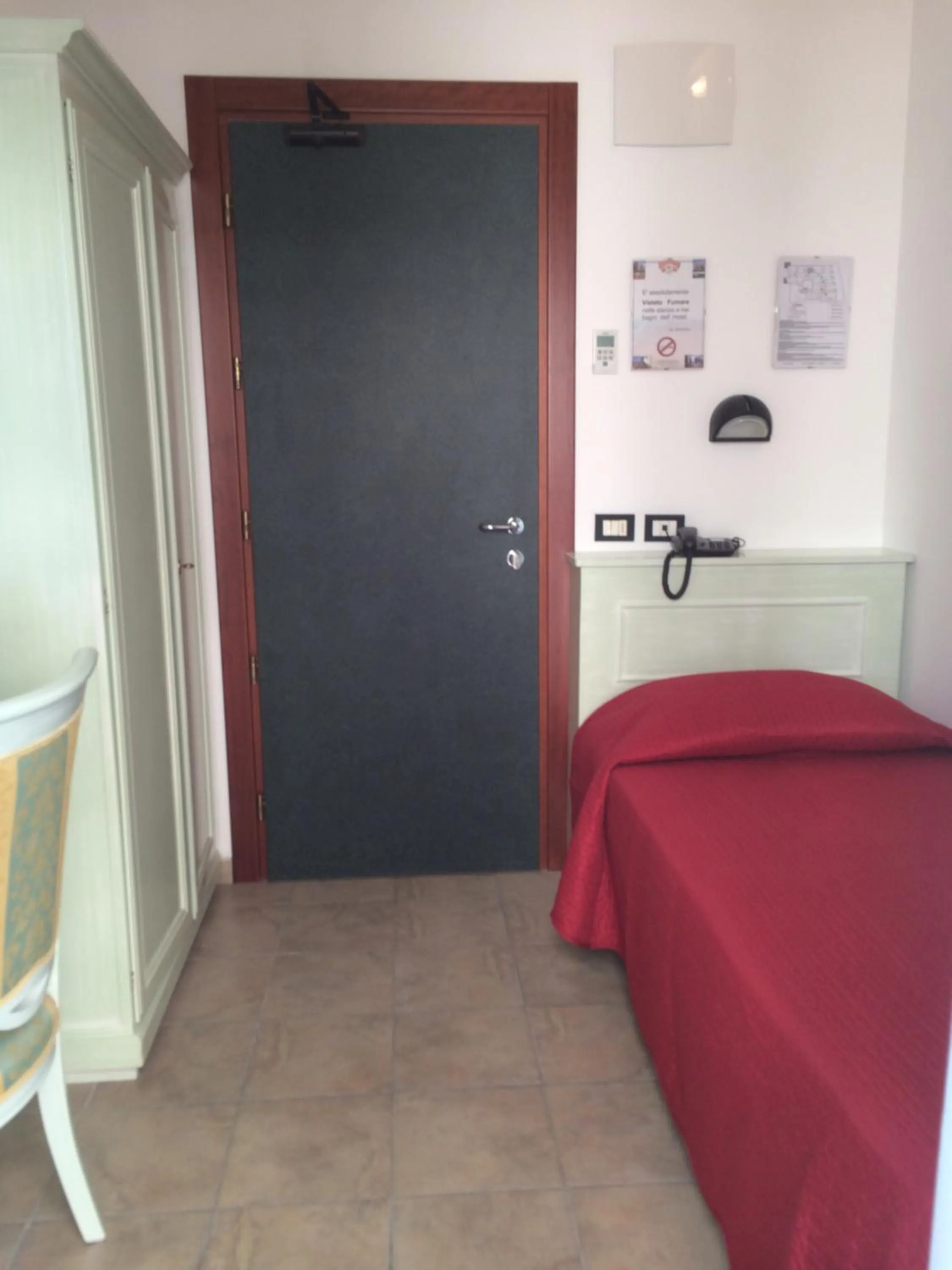 Photo of the whole room in Hotel Marilena