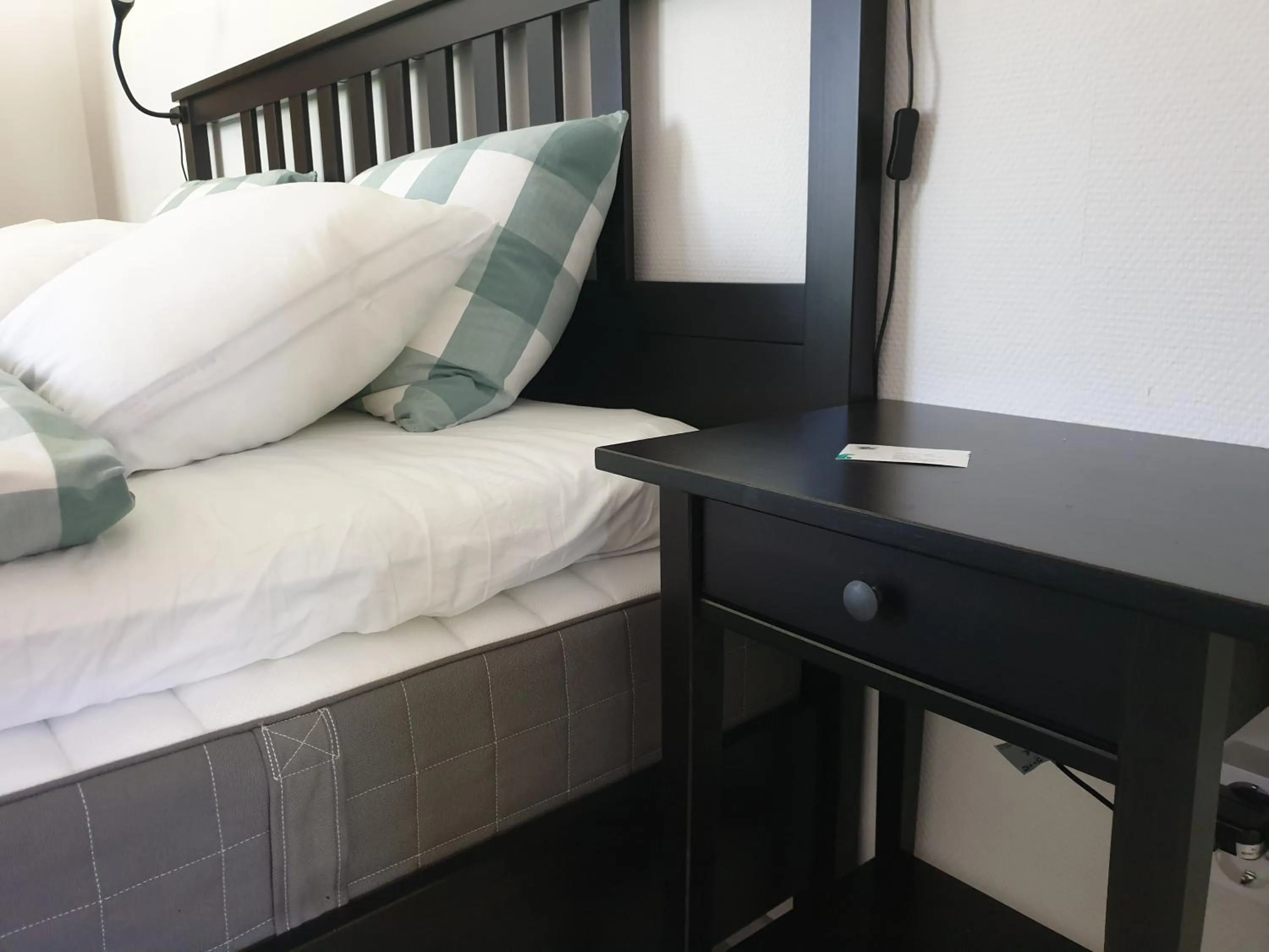 Bed in Den Sovande Älgen