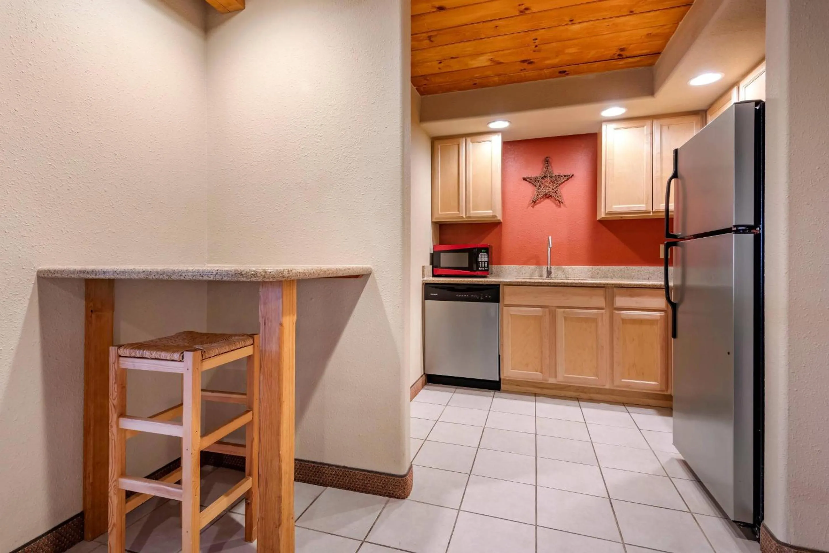 Bedroom in Mountain Edge Suites at Sunapee, an Ascend Collection Hotel