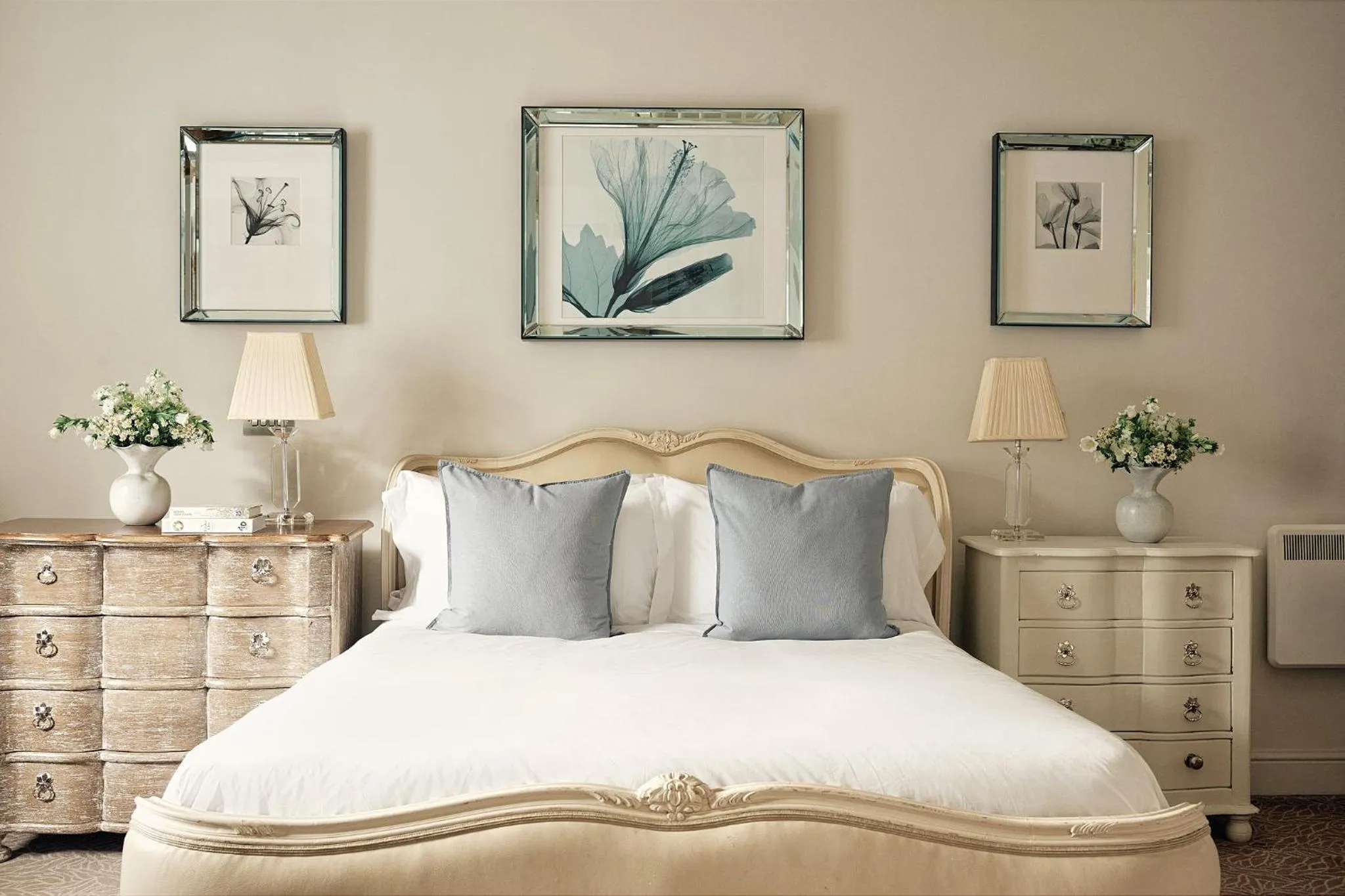 Bedroom, Bed in Fawsley Hall Hotel