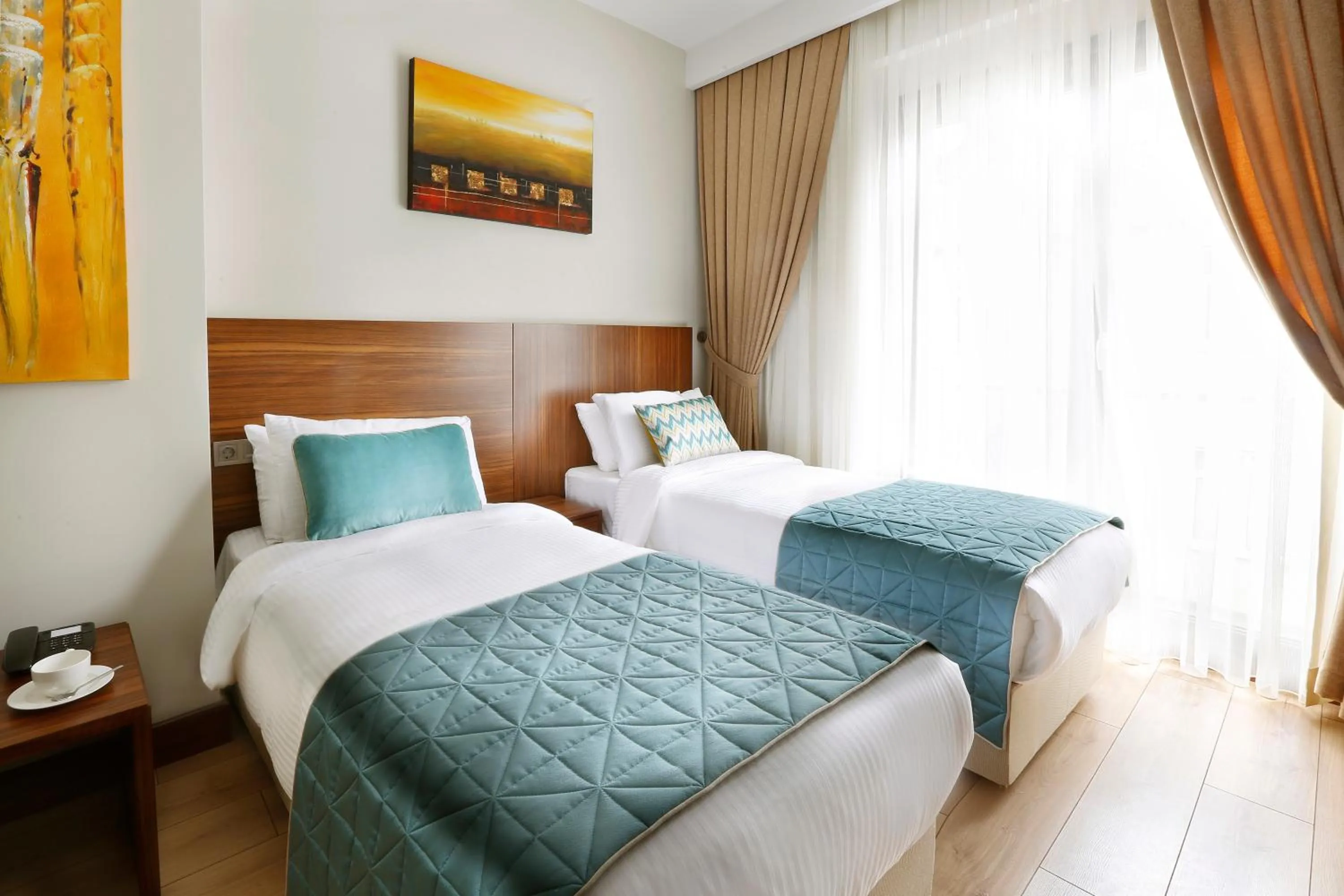 Bedroom, Bed in The White Orient Hotel