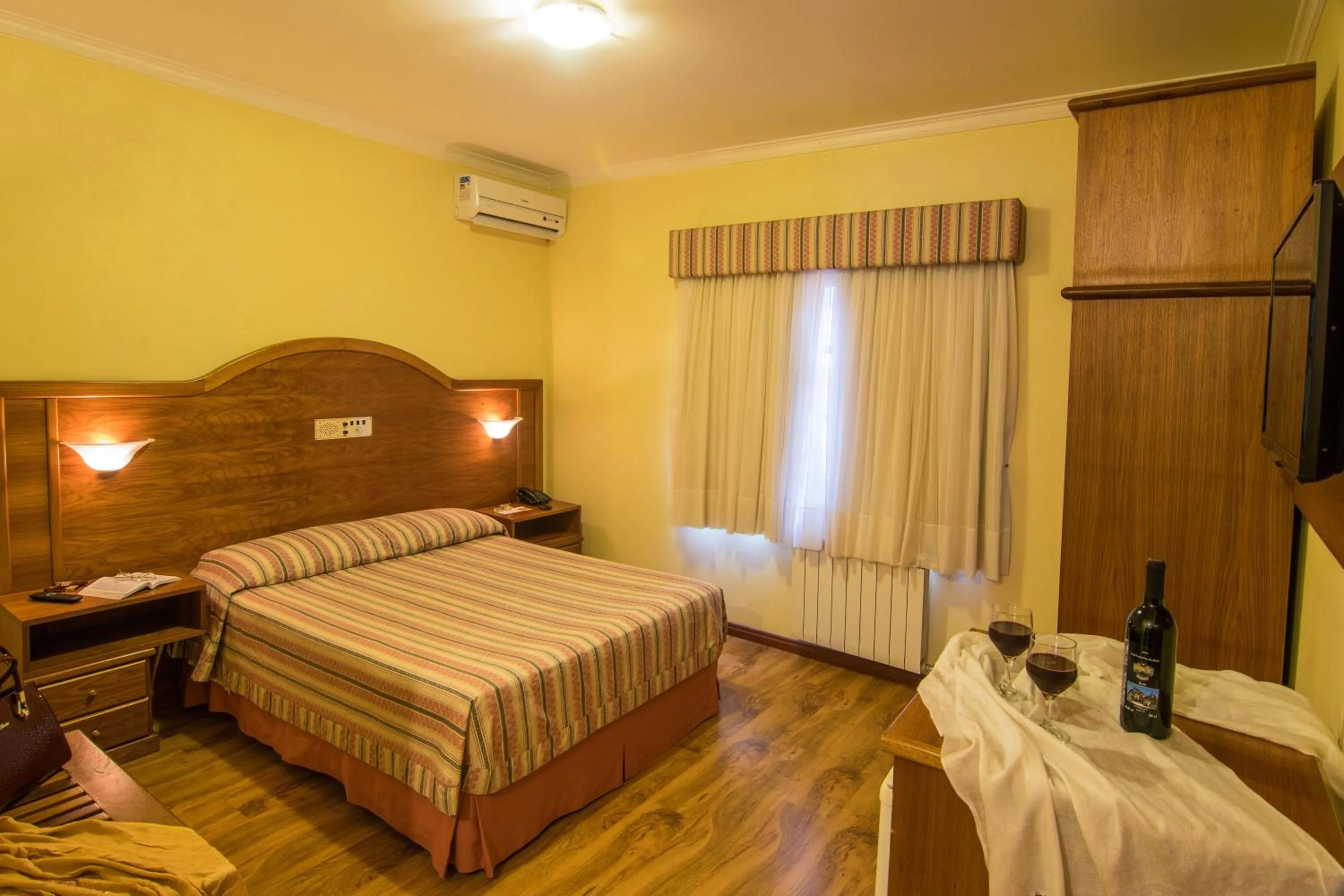 Bedroom, Bed in Hotel Sky Gramado